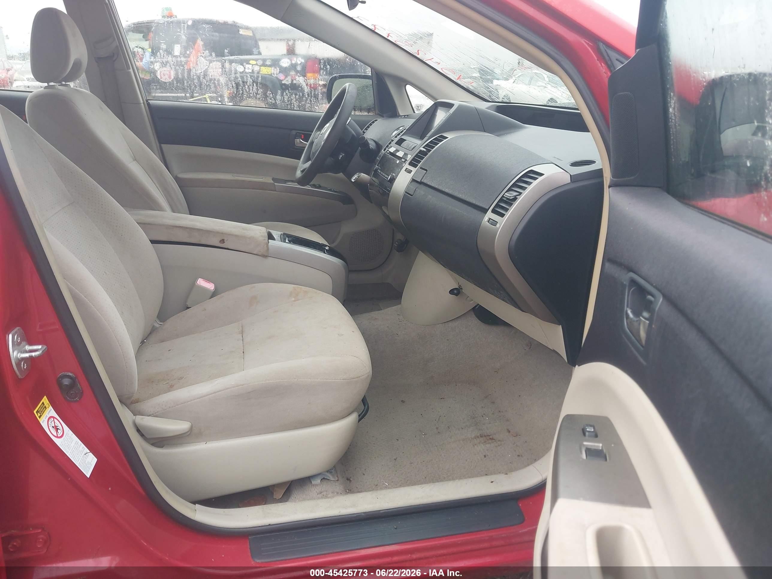 2007 Toyota Prius Touring Red vin: JTDKB20U473216928