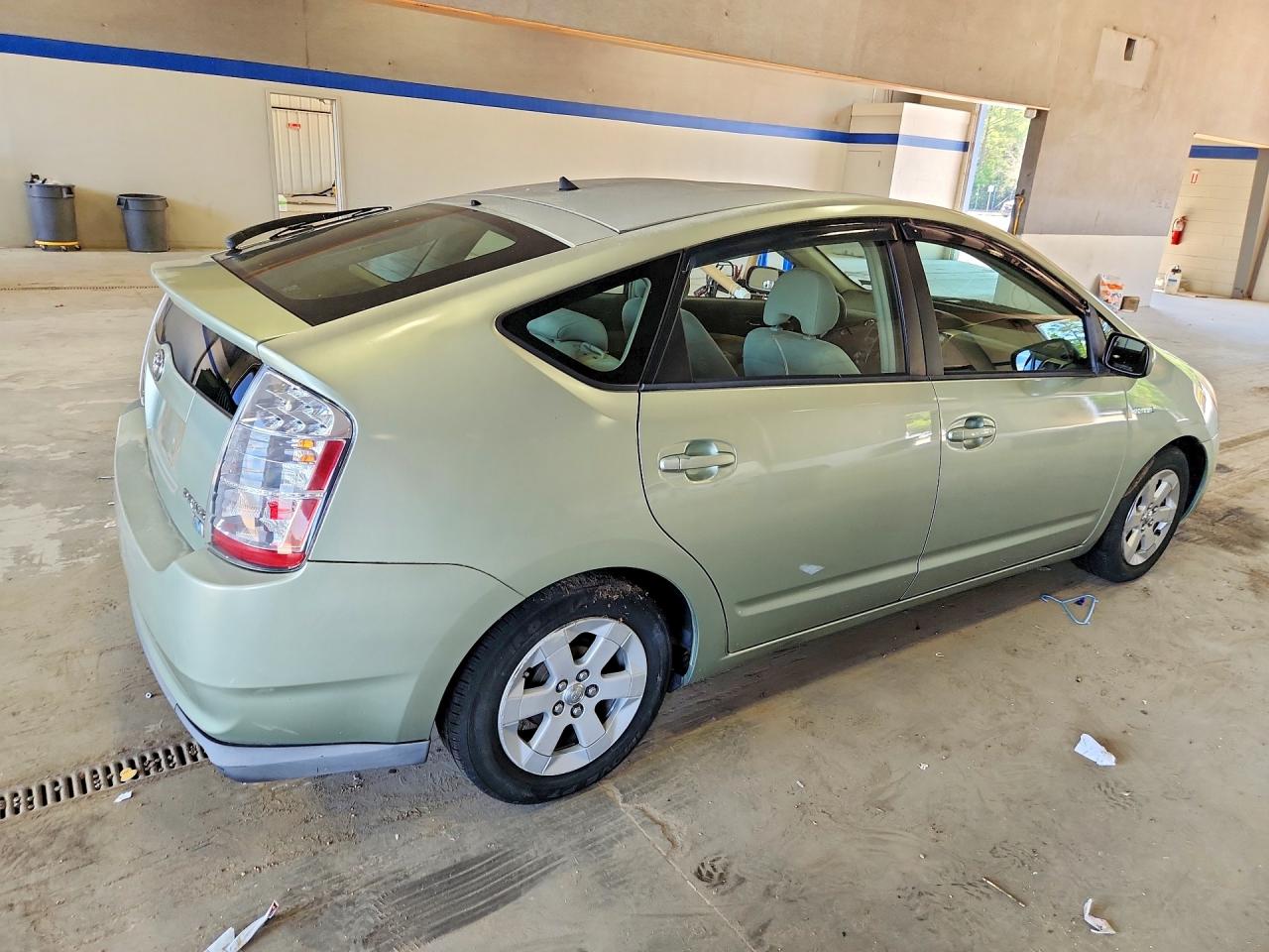 2007 Toyota Prius Base Green vin: JTDKB20U473270164
