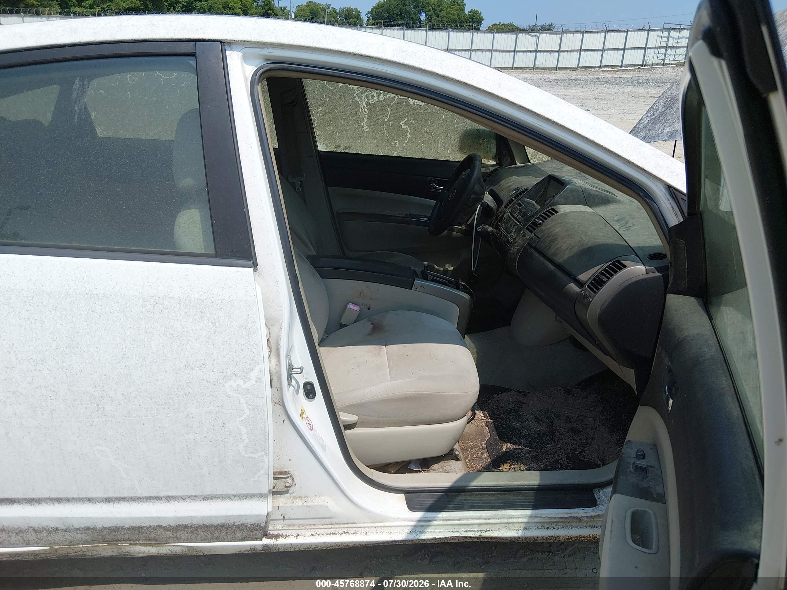 2007 Toyota Prius   Белый vin: JTDKB20U473287062