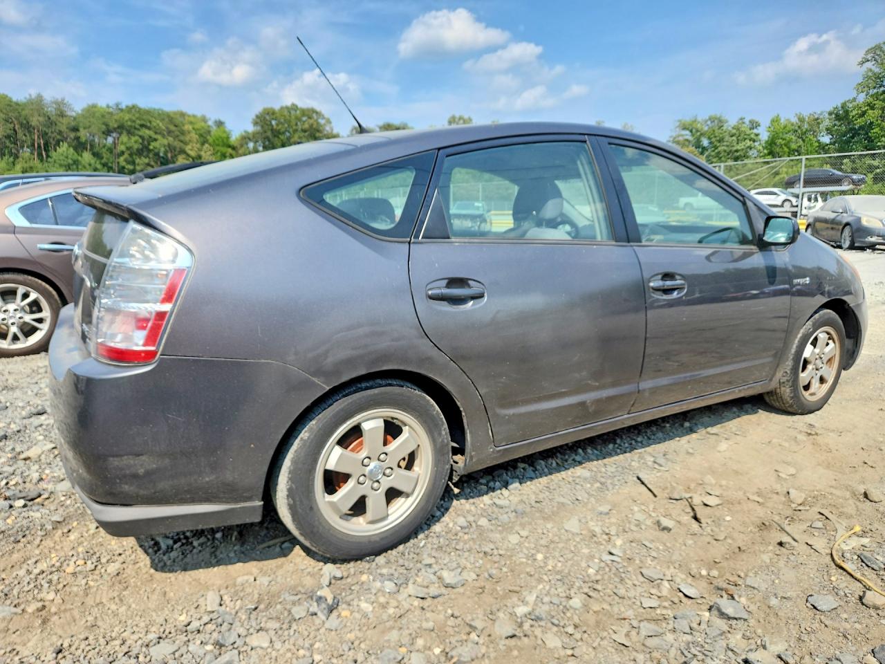 2007 Toyota Prius Base Gray vin: JTDKB20U473292827