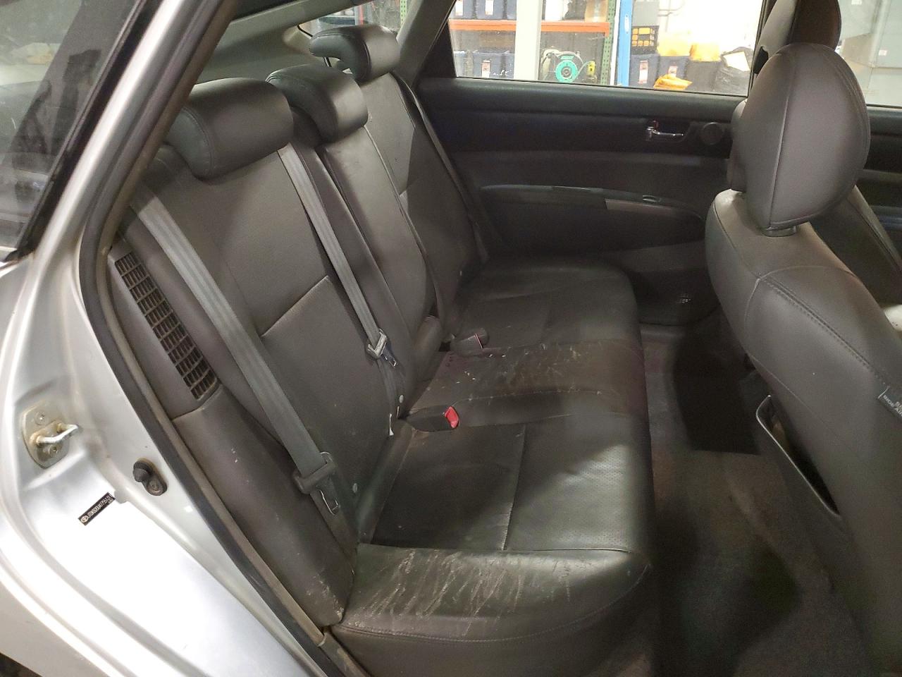 2007 Toyota Prius Base Серебряный vin: JTDKB20U477551311