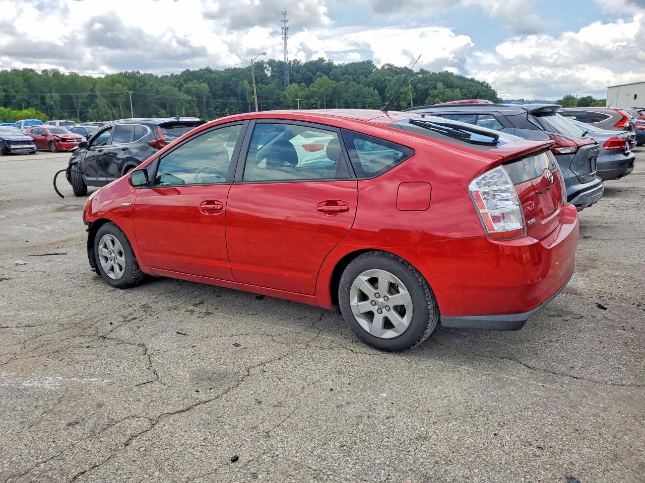 2007 Toyota Prius Base Красный vin: JTDKB20U477556072
