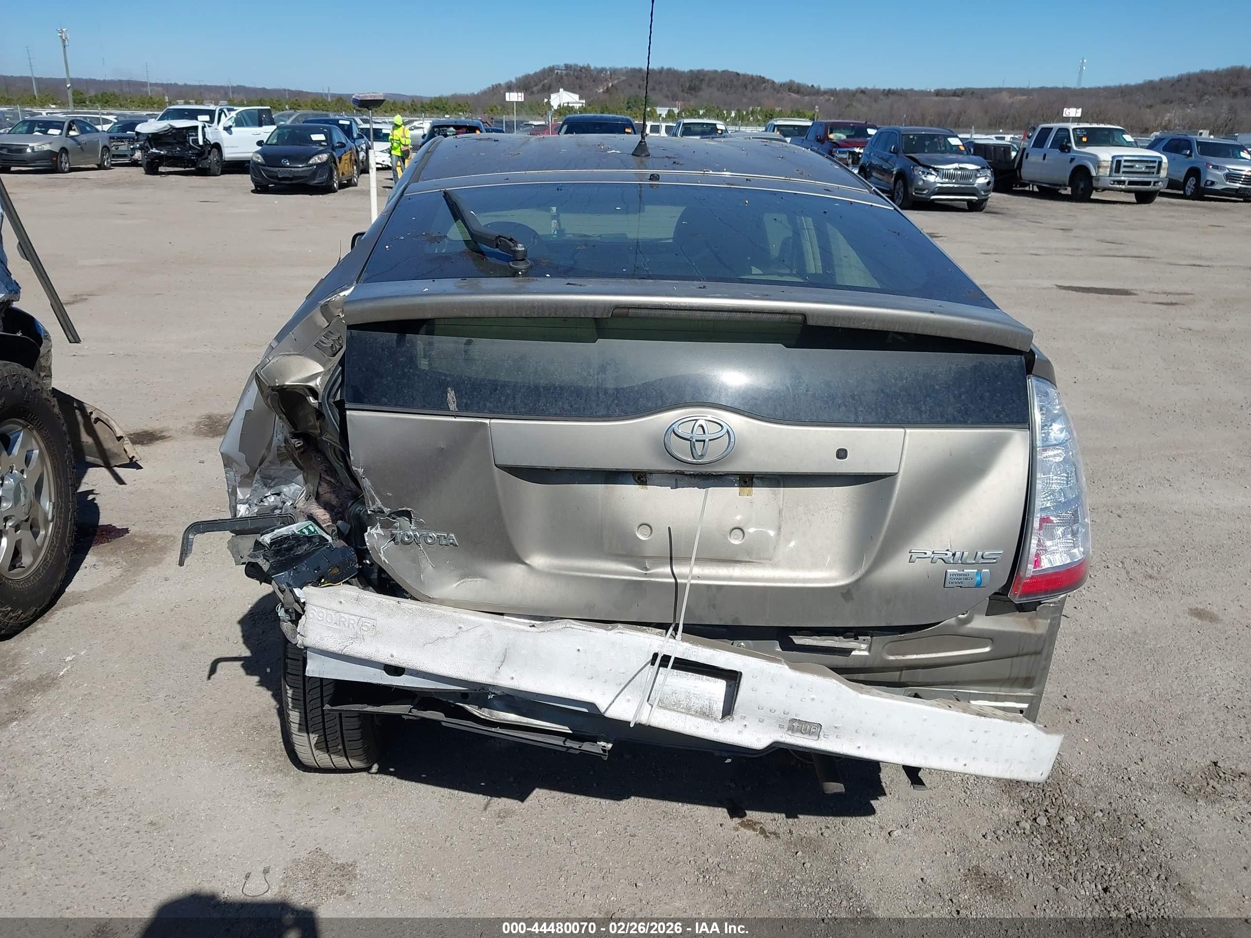 2007 Toyota Prius Золотой vin: JTDKB20U477556735