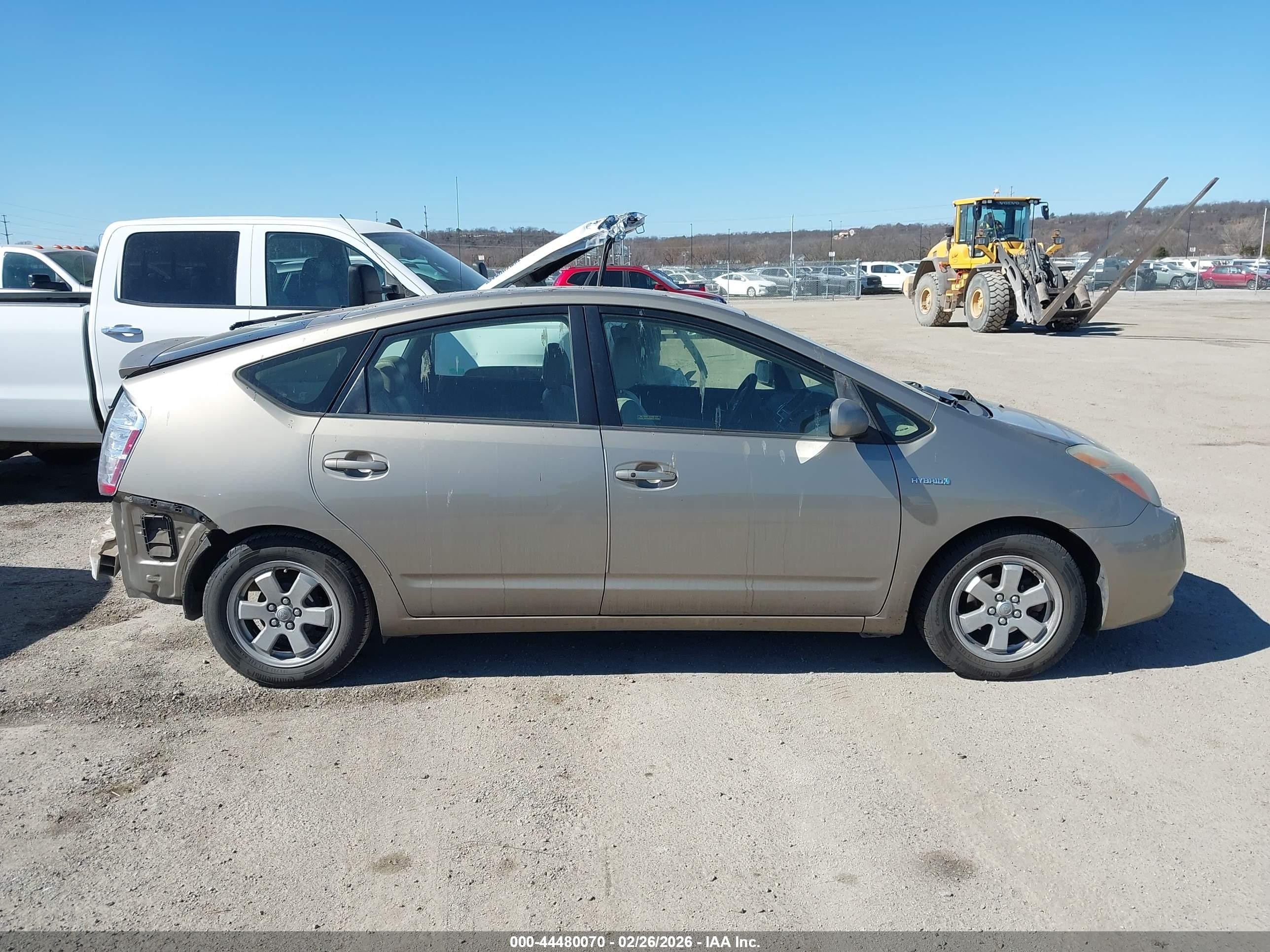 2007 Toyota Prius Золотой vin: JTDKB20U477556735