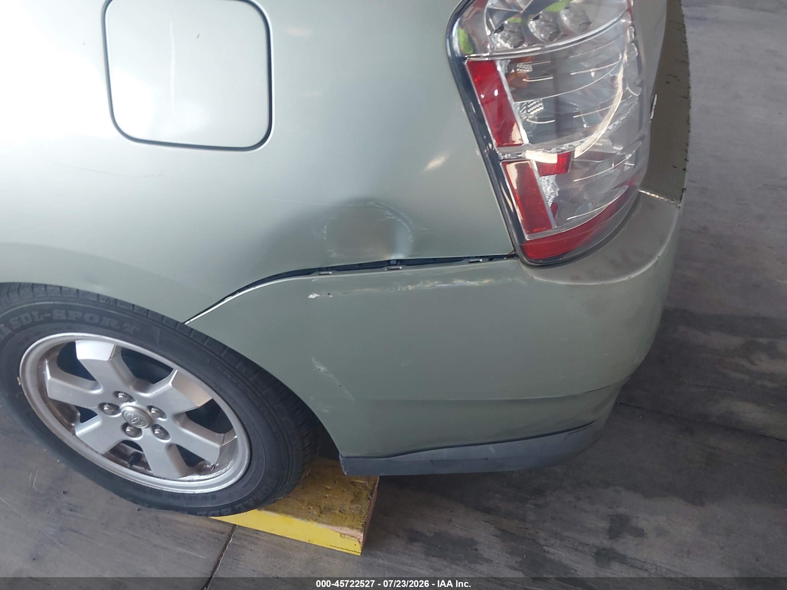 2007 Toyota Prius   Зеленый vin: JTDKB20U477562440