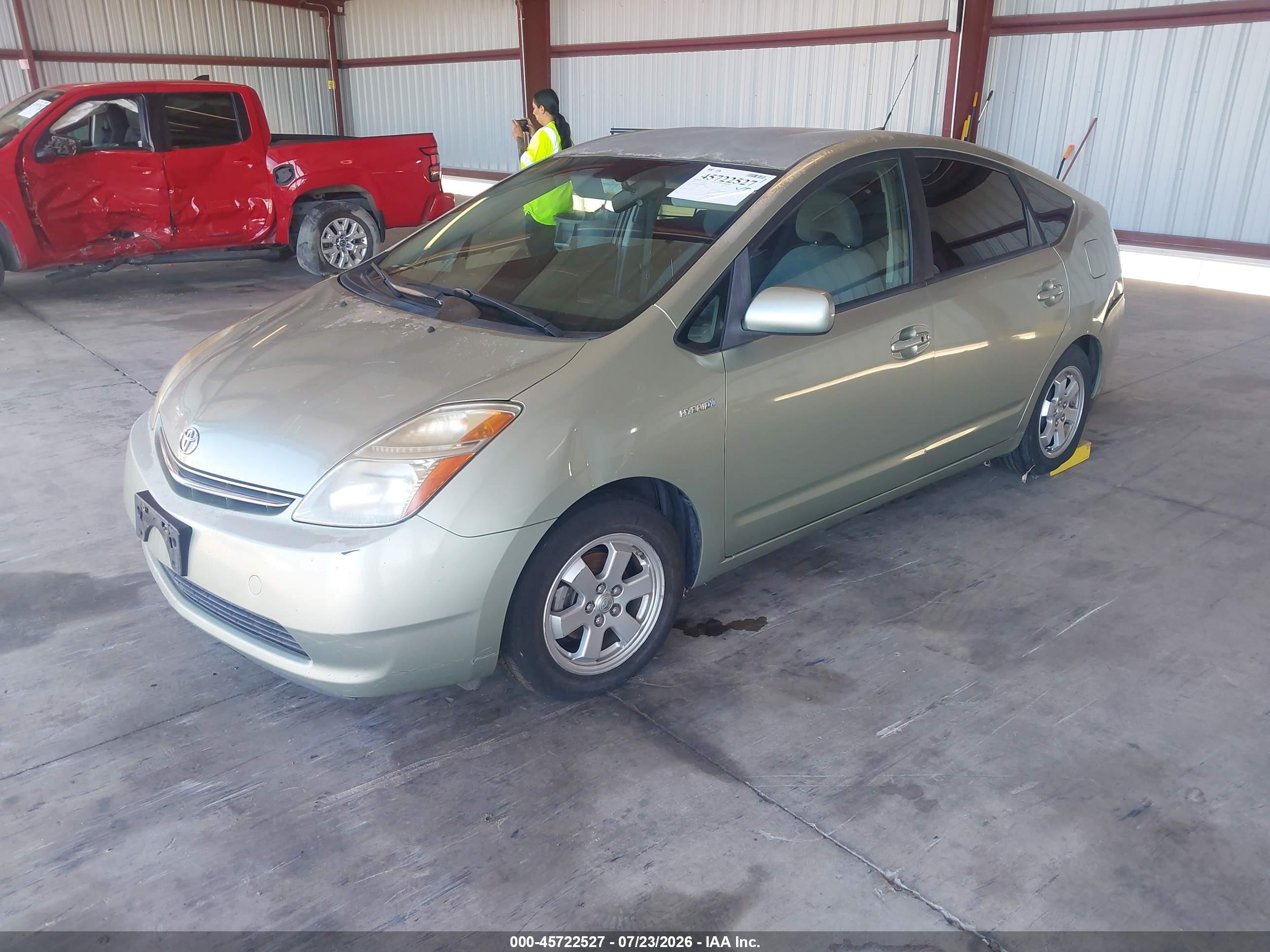 2007 Toyota Prius   Зеленый vin: JTDKB20U477562440