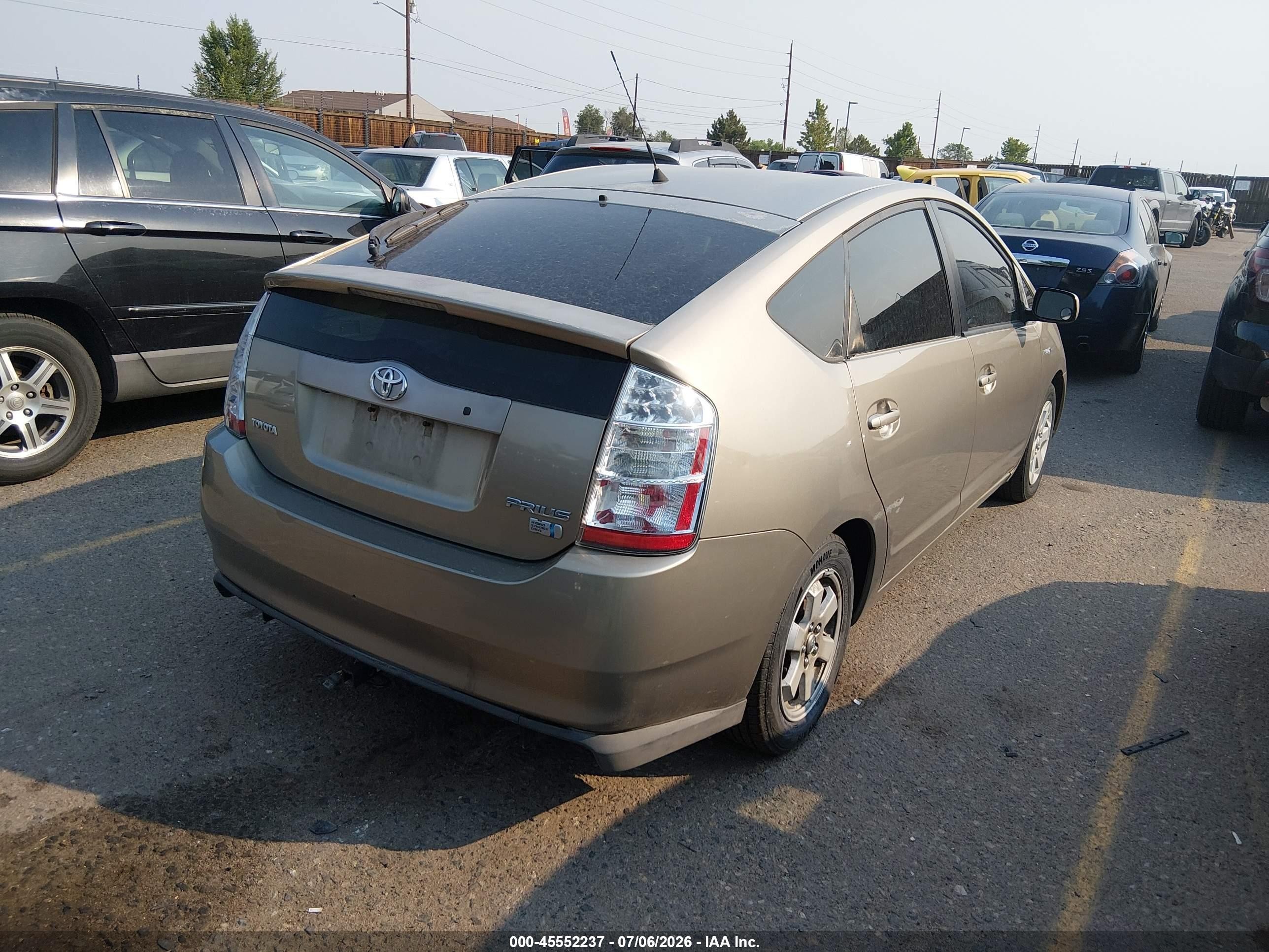 2007 Toyota Prius   Gold vin: JTDKB20U477580484