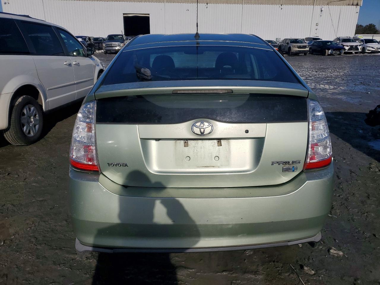 2007 Toyota Prius Base Green vin: JTDKB20U477593283