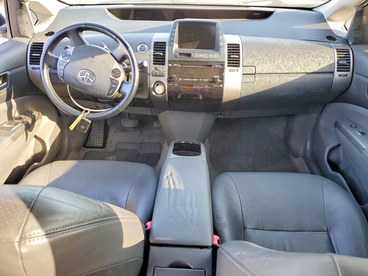 2007 Toyota Prius Base Silver vin: JTDKB20U477644569