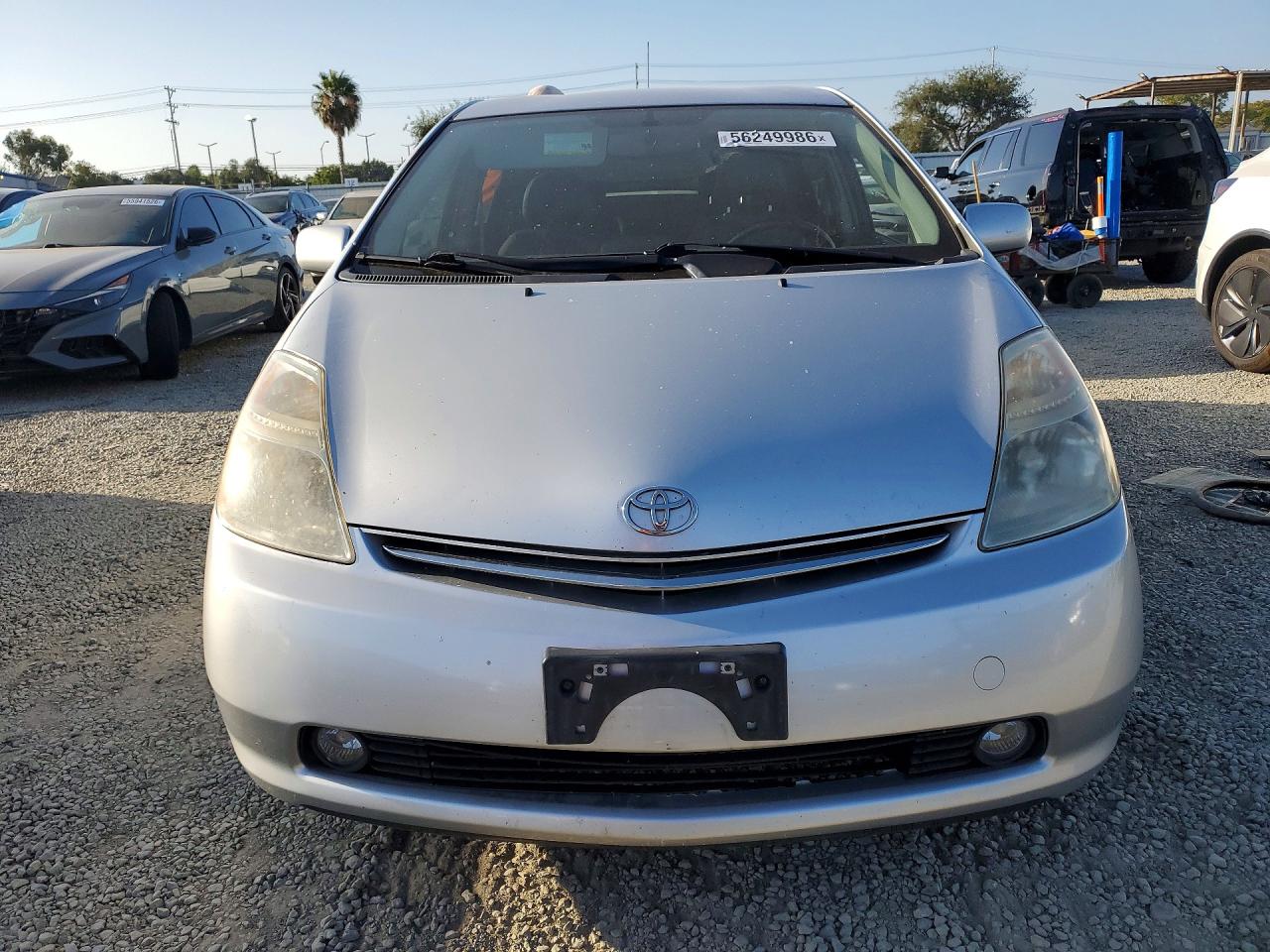 2007 Toyota Prius Base Silver vin: JTDKB20U477644569