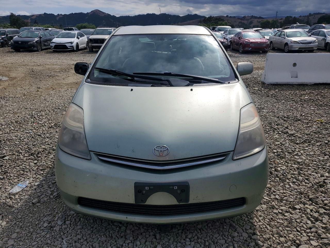 2007 Toyota Prius Base Green vin: JTDKB20U477661467