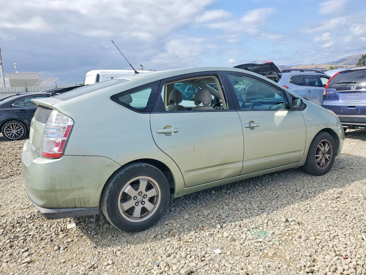 2007 Toyota Prius Base Green vin: JTDKB20U477661467