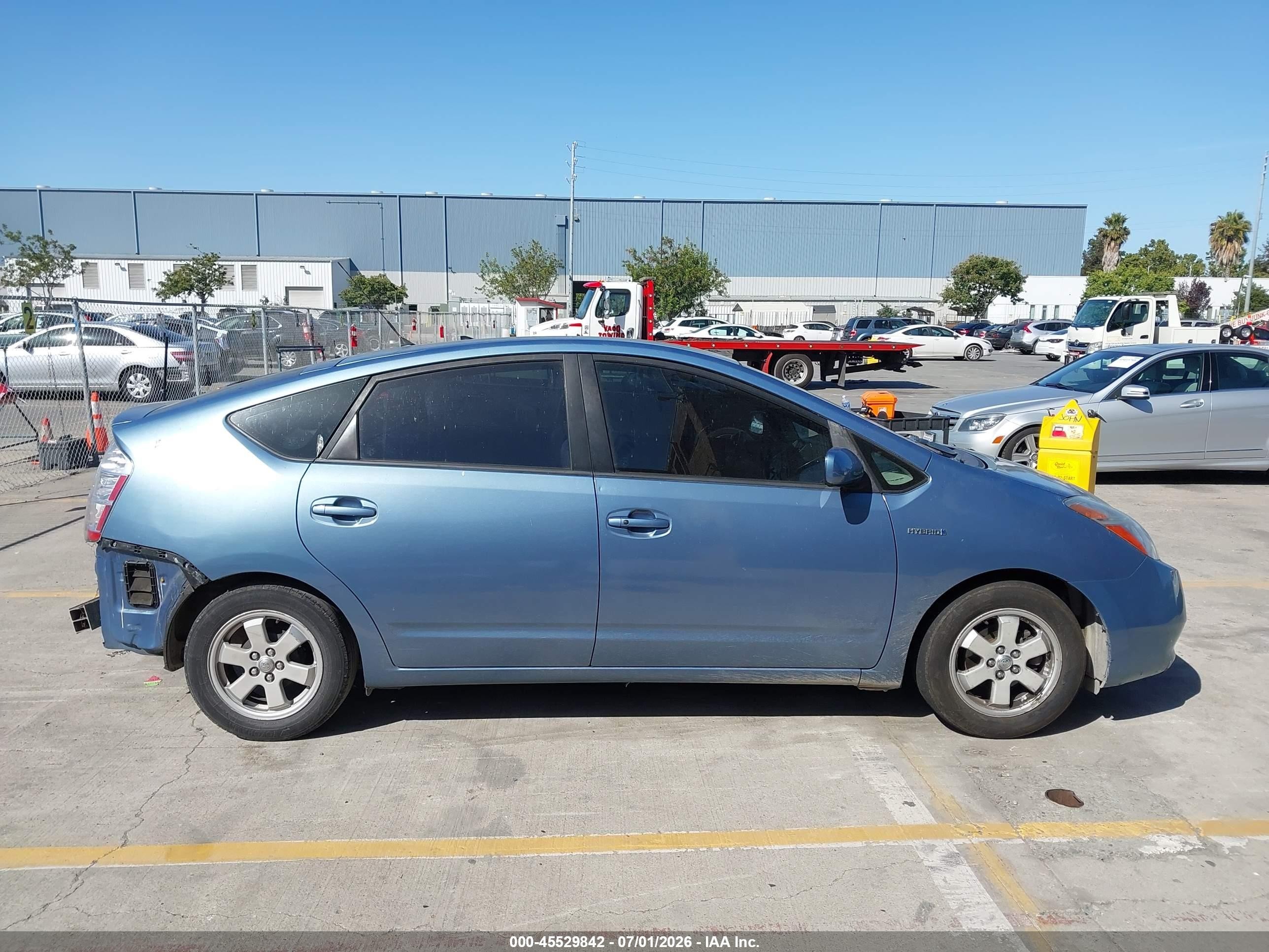 2007 Toyota Prius   Light Blue vin: JTDKB20U477661761