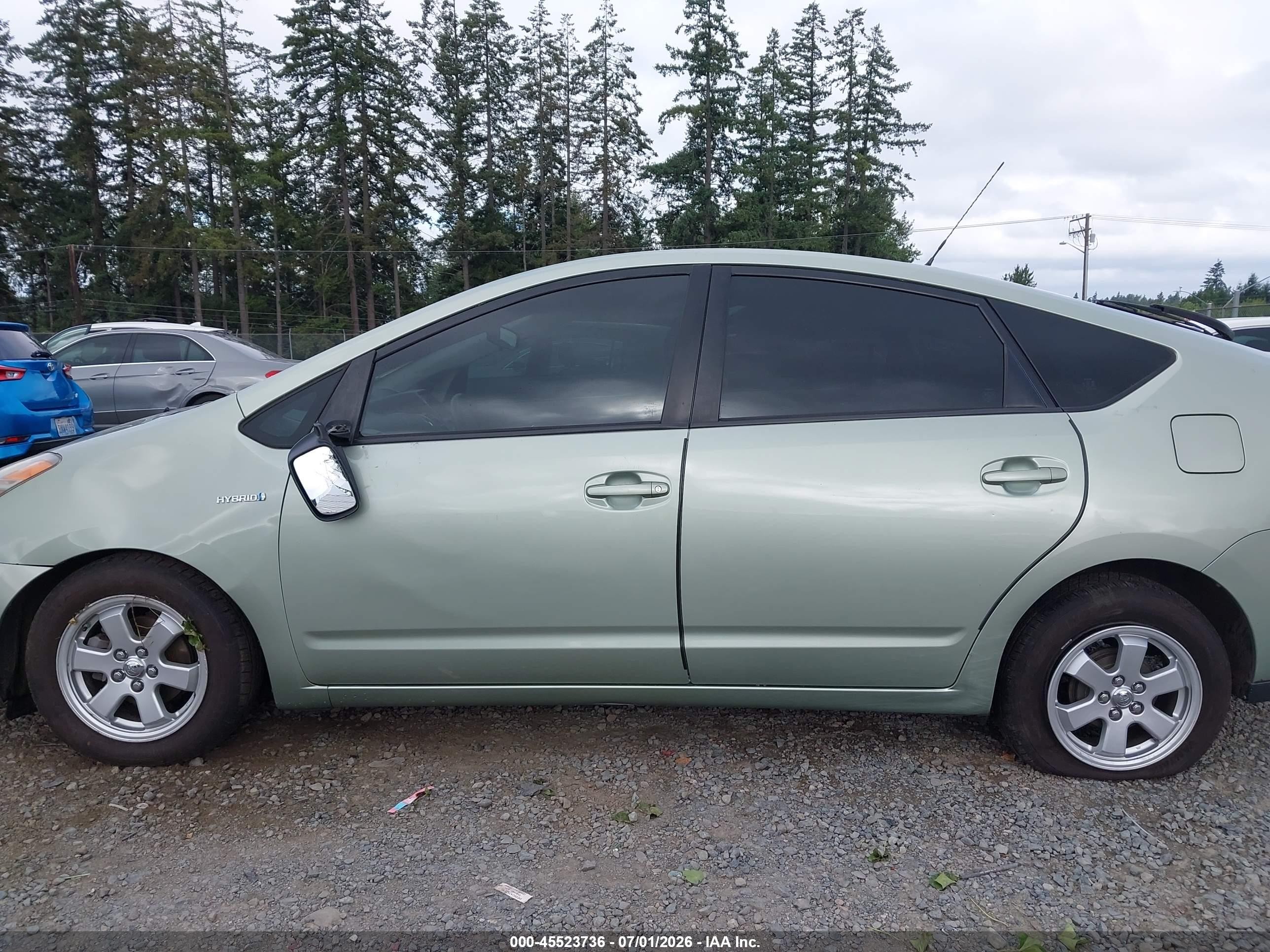 2008 Toyota Prius   Green vin: JTDKB20U483343941