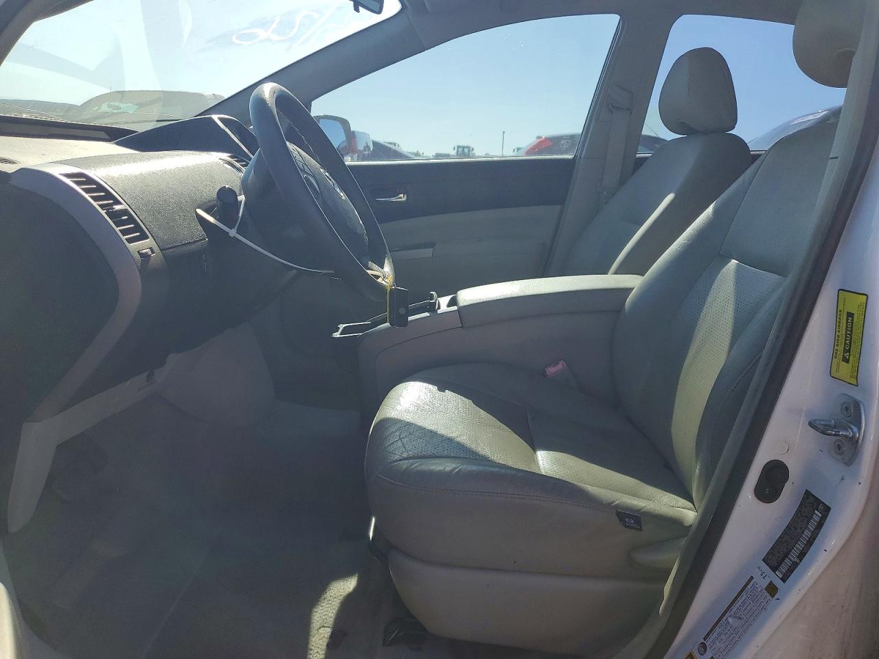 2008 Toyota Prius Base White vin: JTDKB20U483373683