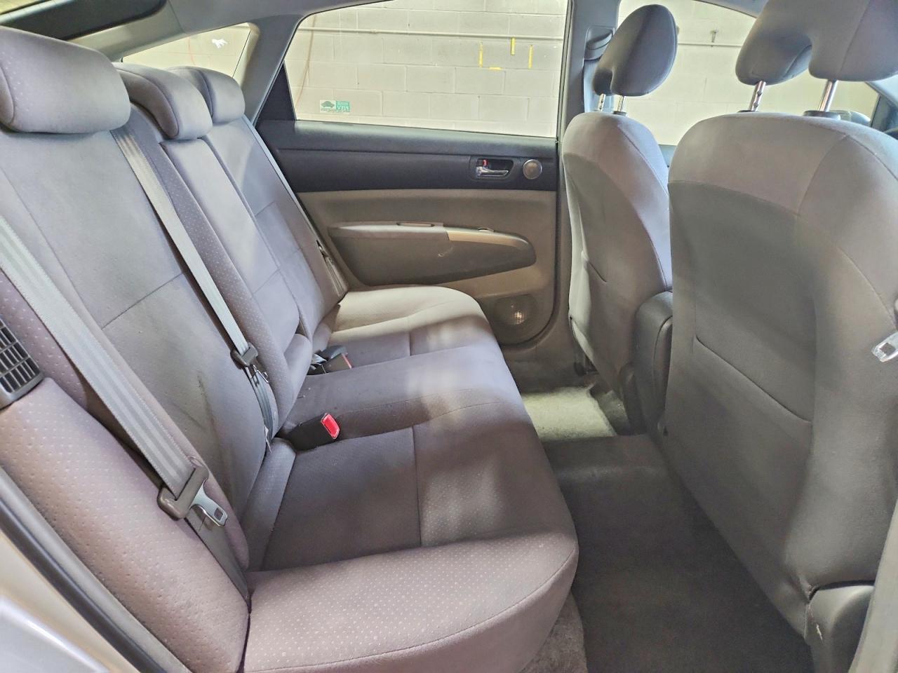 2008 Toyota Prius Base Silver vin: JTDKB20U483385185
