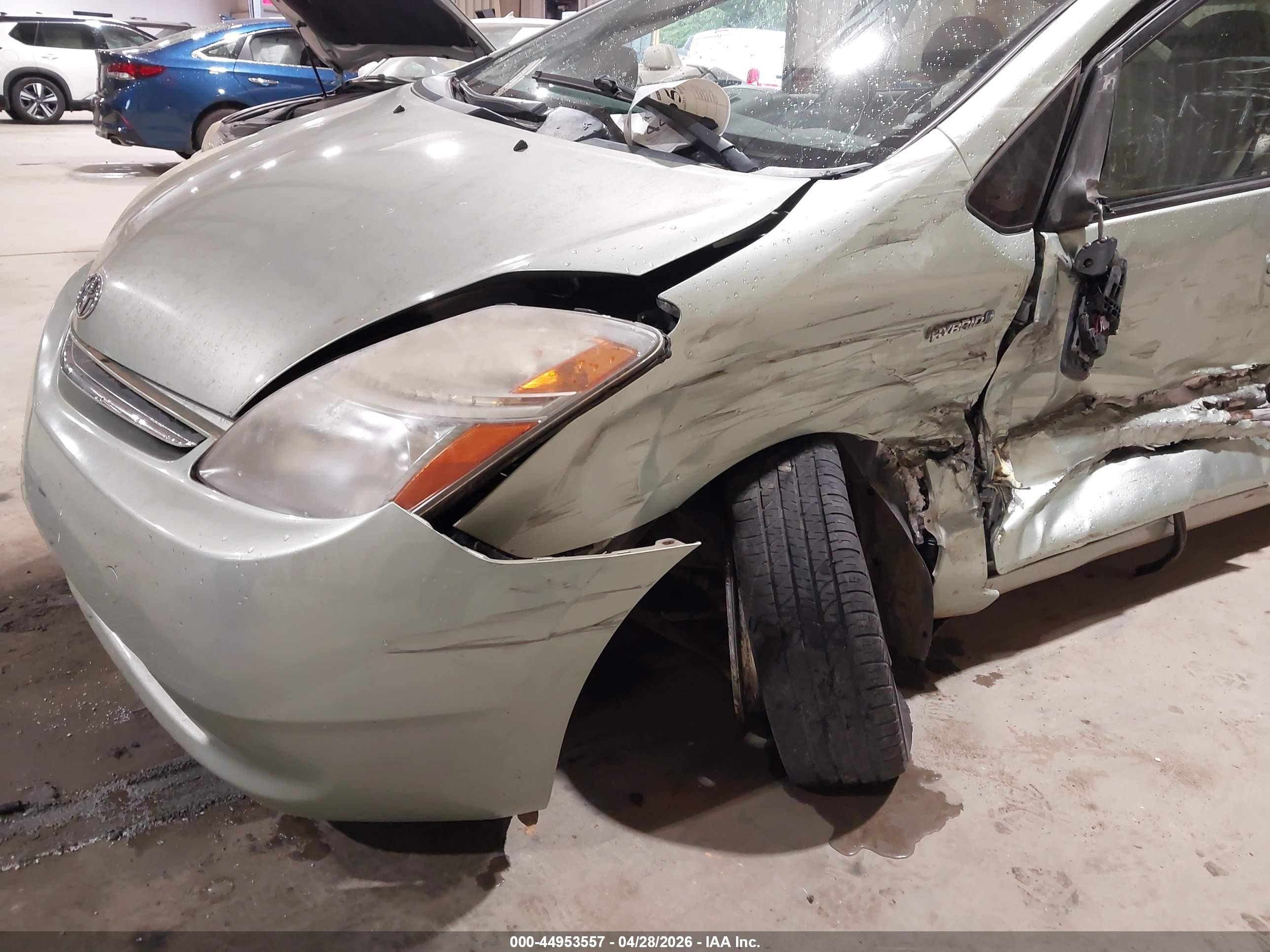 2008 Toyota Prius   Green vin: JTDKB20U483393819