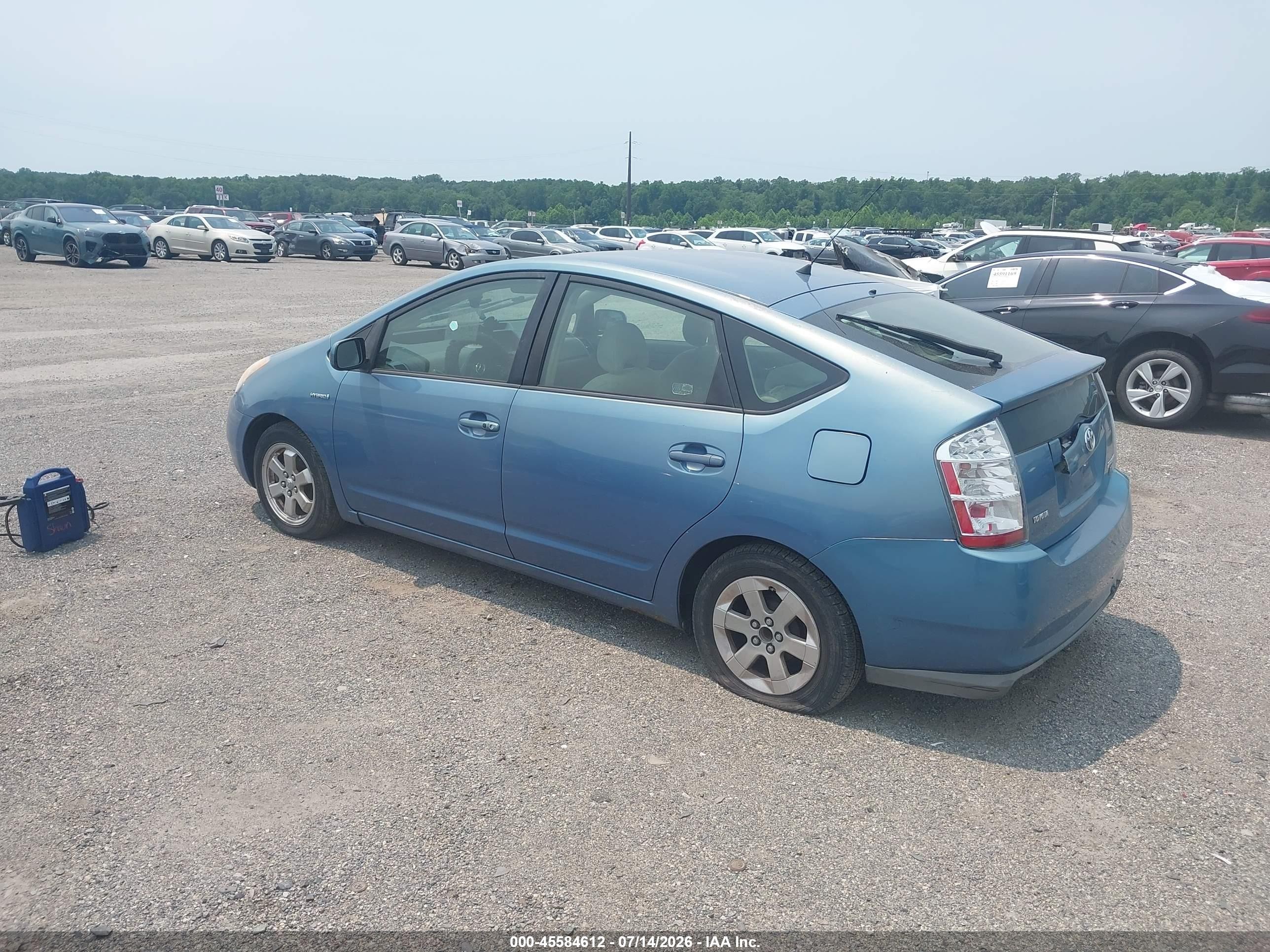 2008 Toyota Prius   Blue vin: JTDKB20U487710975