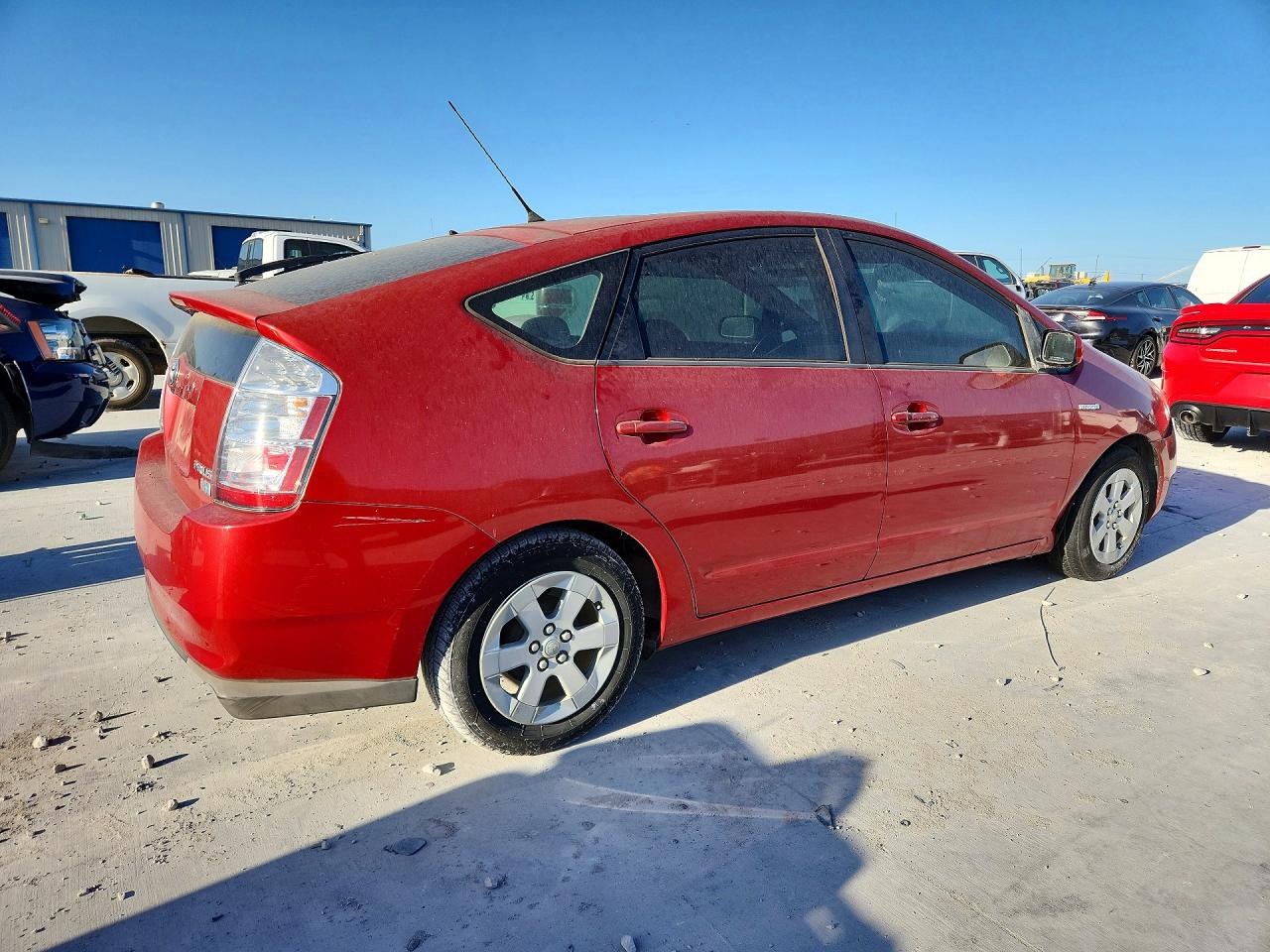 2008 Toyota Prius Base Red vin: JTDKB20U487748688