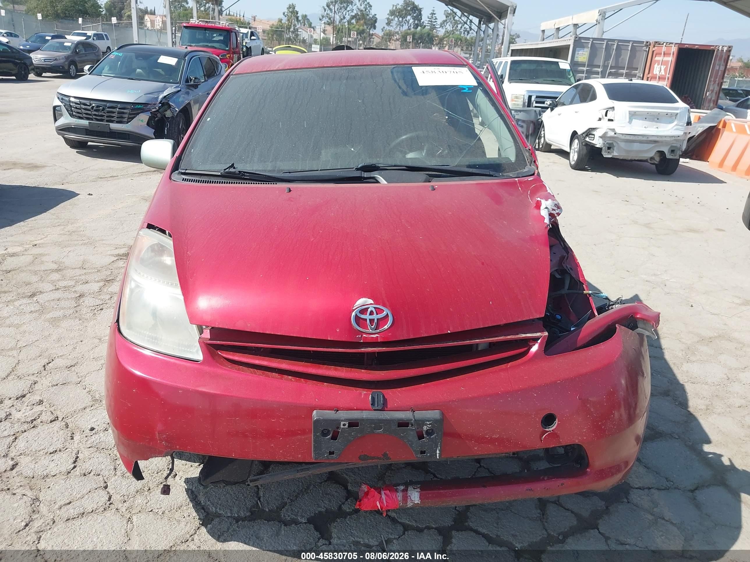 2008 Toyota Prius   Red vin: JTDKB20U487757715