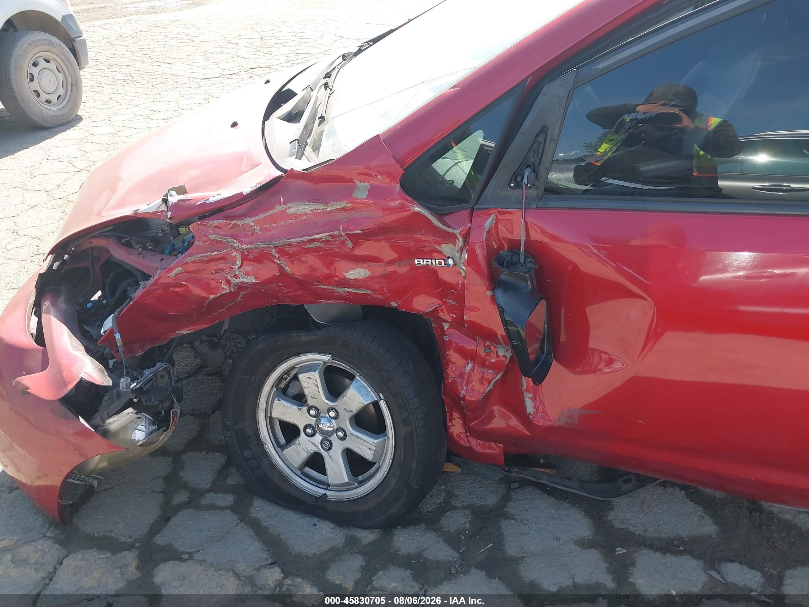 2008 Toyota Prius   Red vin: JTDKB20U487757715