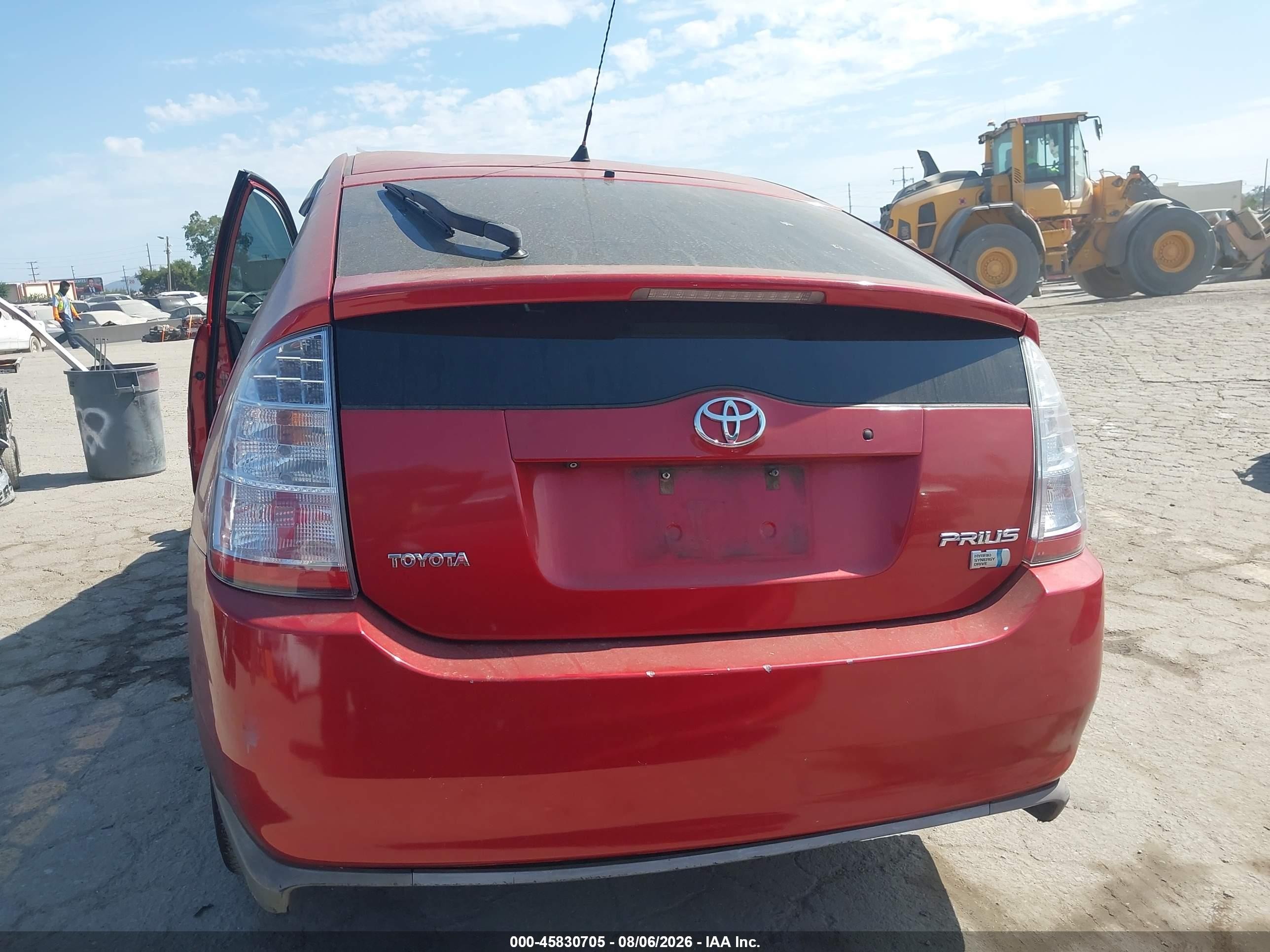 2008 Toyota Prius   Red vin: JTDKB20U487757715