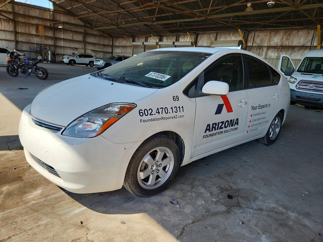 2008 Toyota Prius Base White vin: JTDKB20U487765040