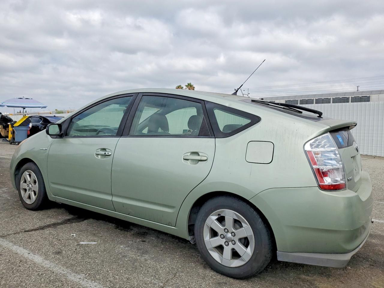 2008 Toyota Prius Base Green vin: JTDKB20U487765149