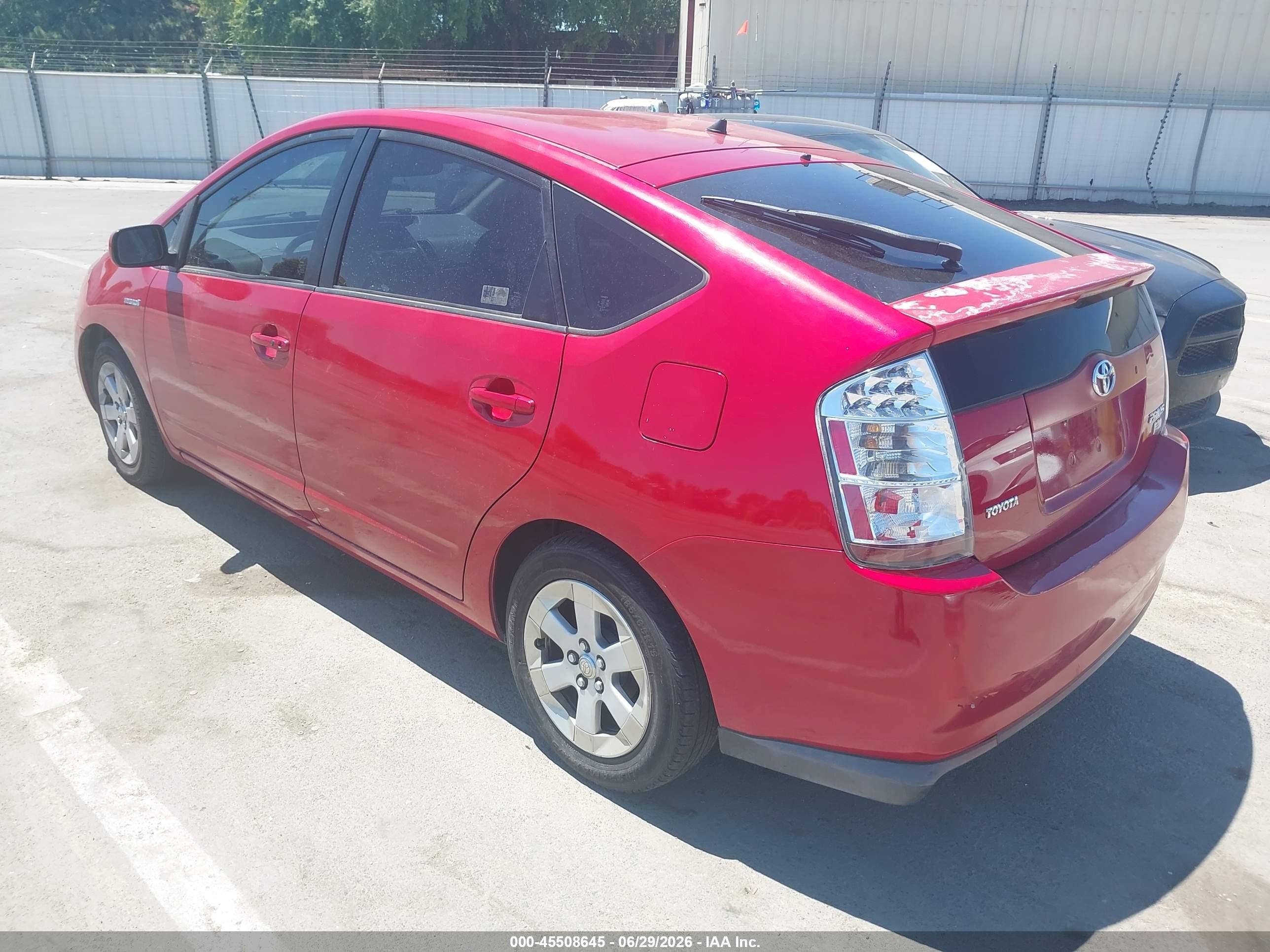 2008 Toyota Prius Red vin: JTDKB20U487770562