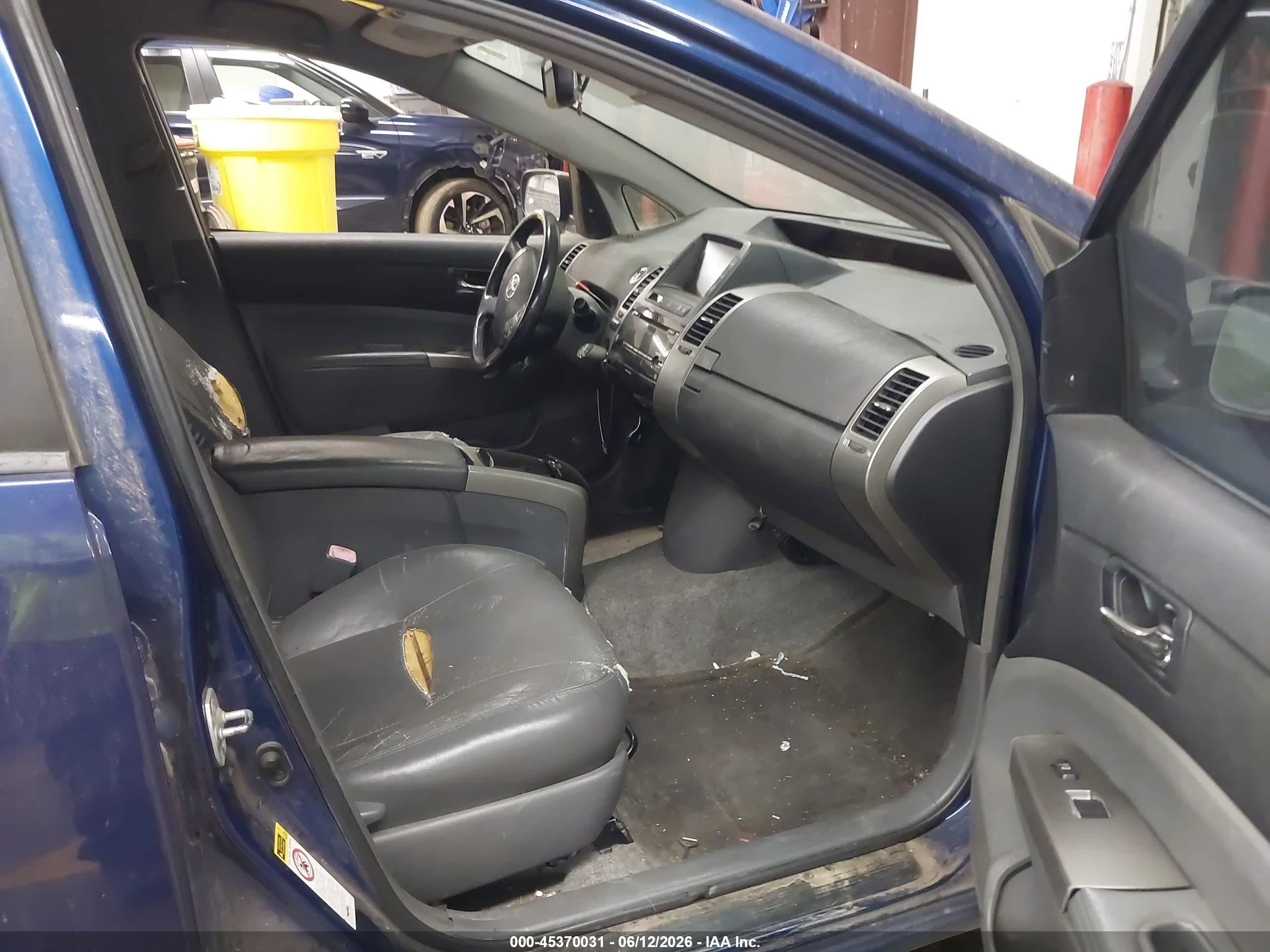 2008 Toyota Prius Touring Blue vin: JTDKB20U487809909