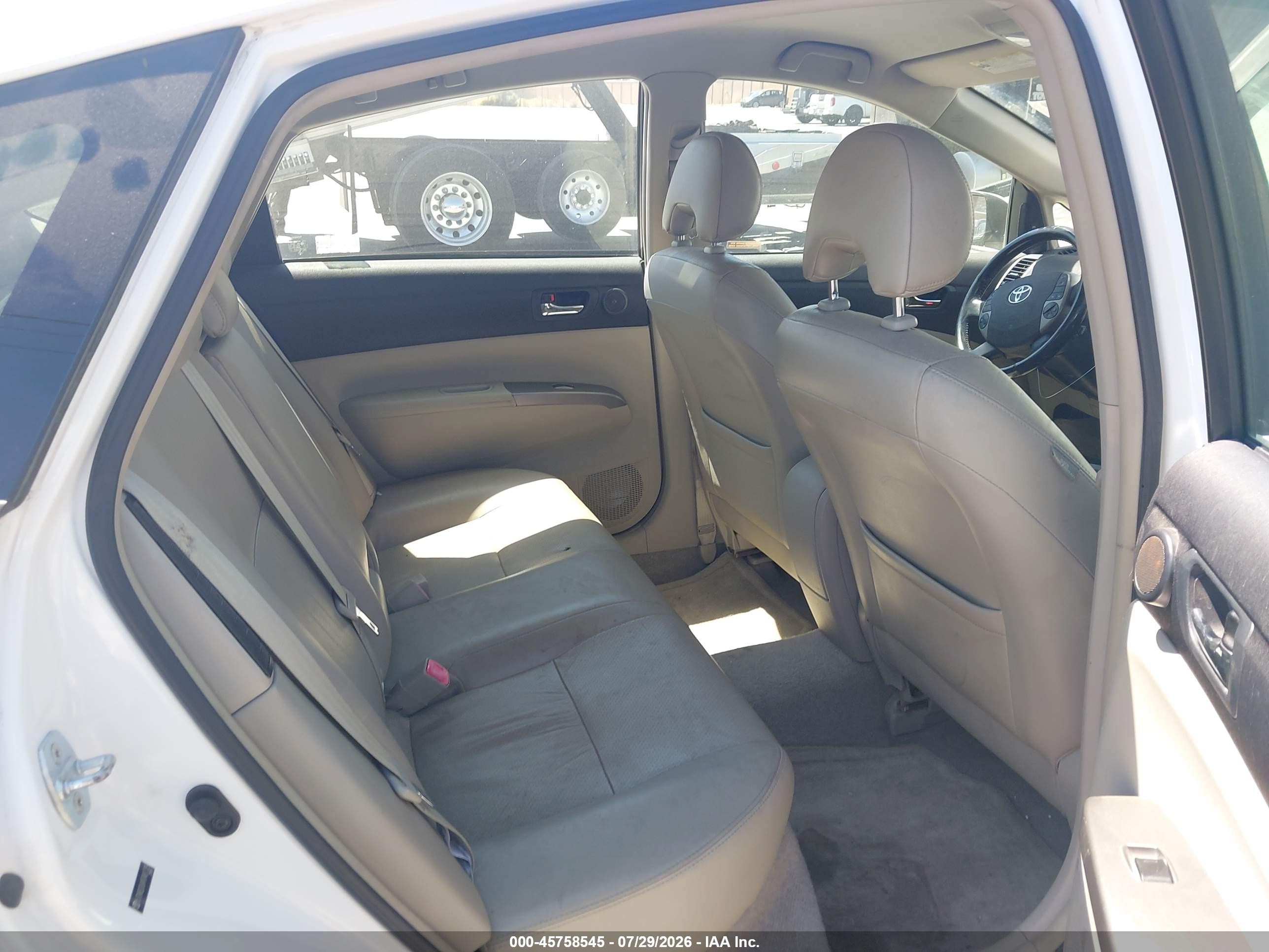 2009 Toyota Prius Touring White vin: JTDKB20U493481335