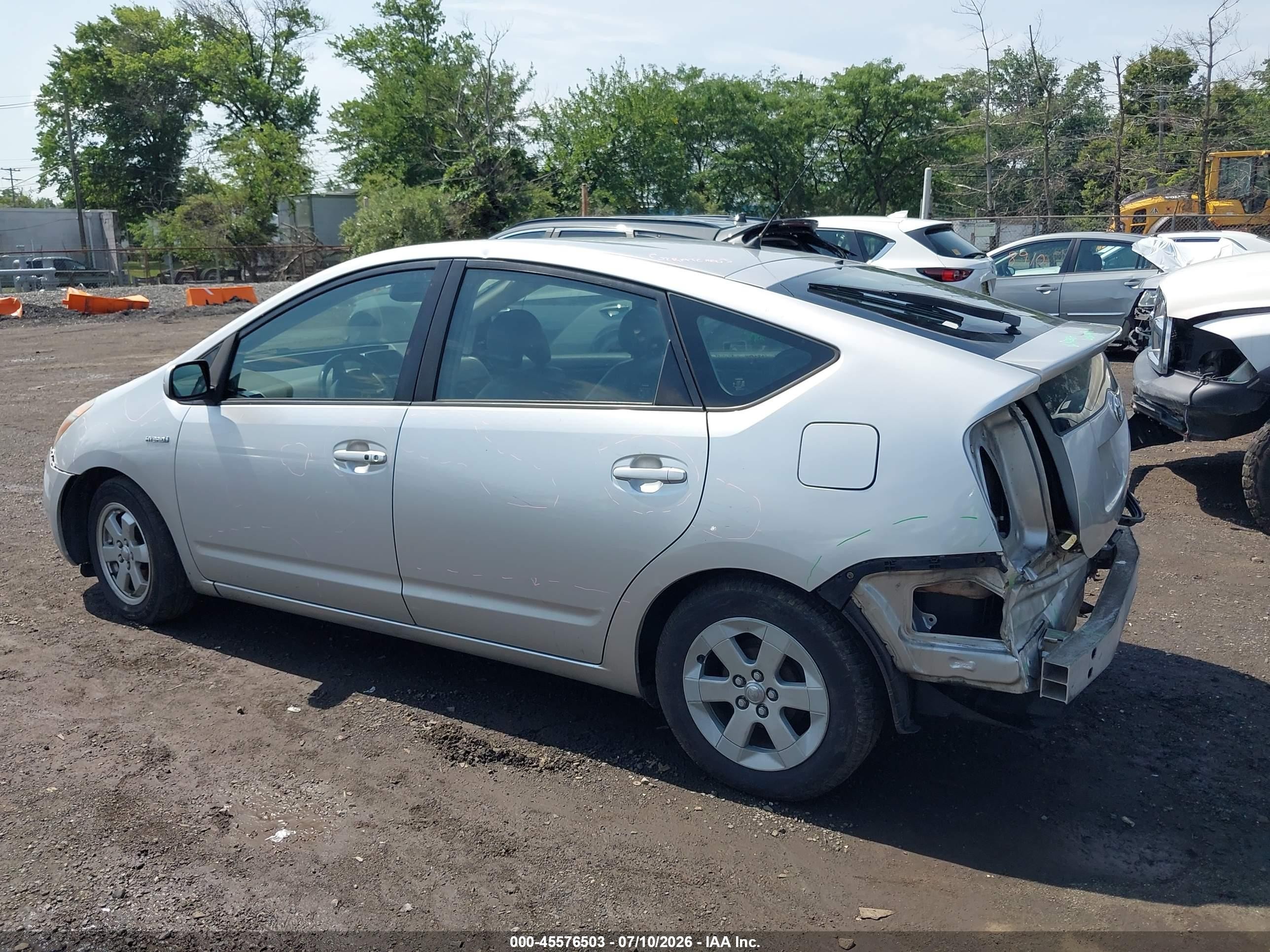 2009 Toyota Prius   Silver vin: JTDKB20U493525513