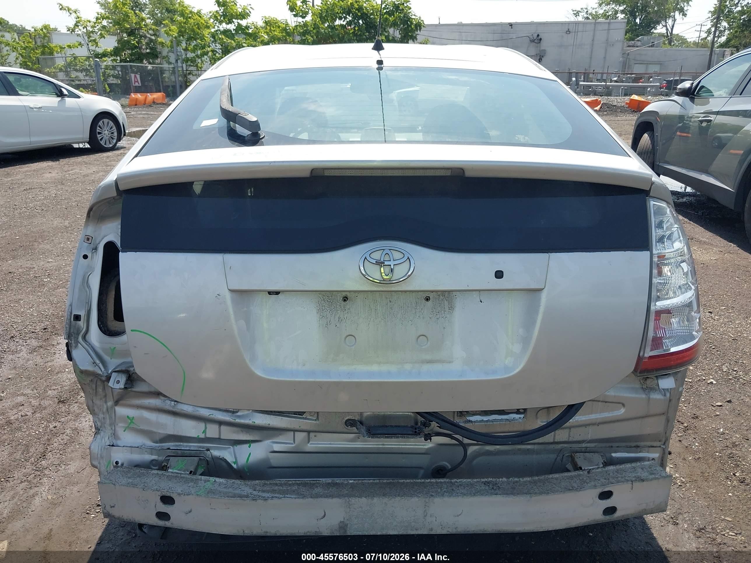 2009 Toyota Prius   Silver vin: JTDKB20U493525513