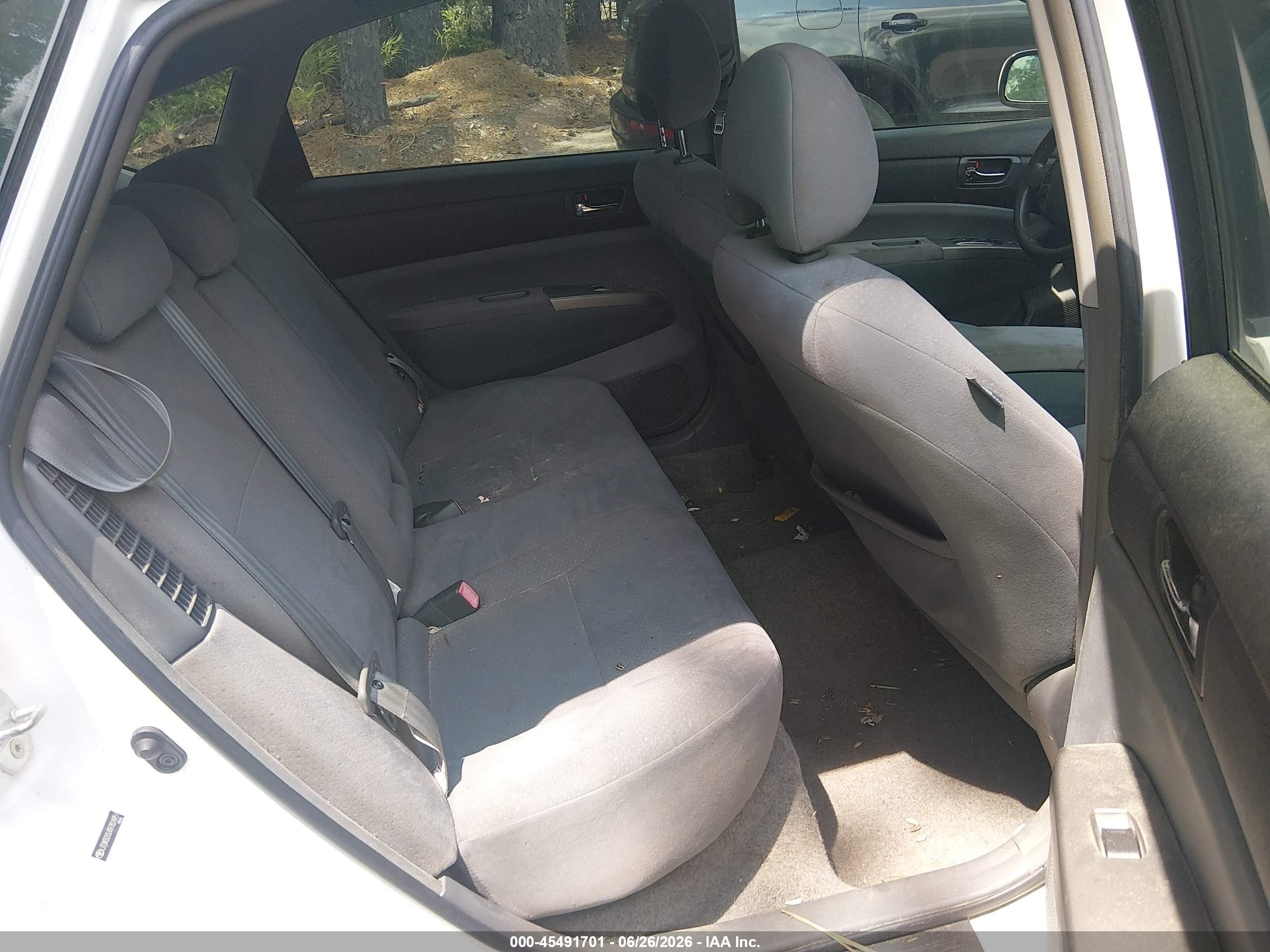2009 Toyota Prius   White vin: JTDKB20U497824959