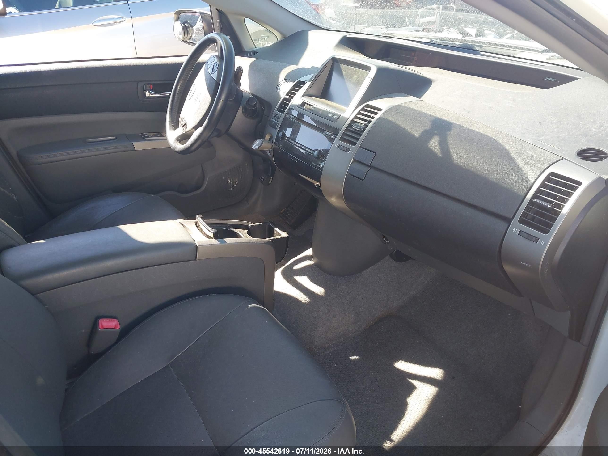 2009 Toyota Prius Touring White vin: JTDKB20U497848310