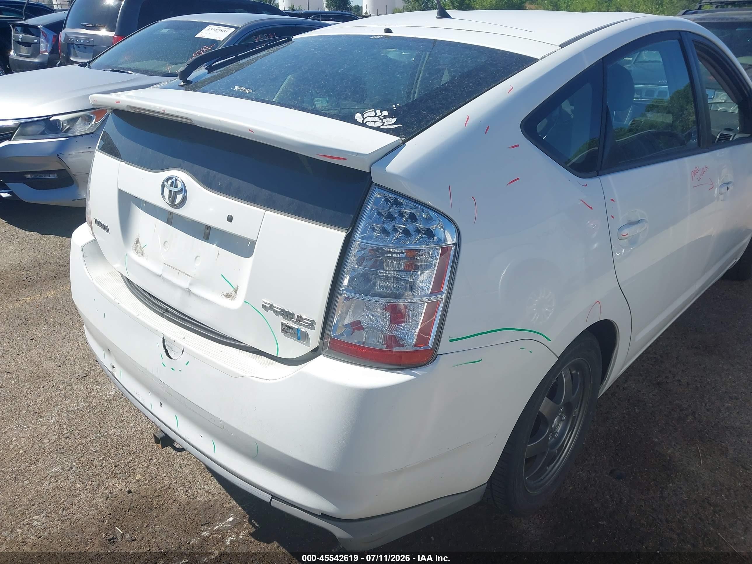 2009 Toyota Prius Touring White vin: JTDKB20U497848310