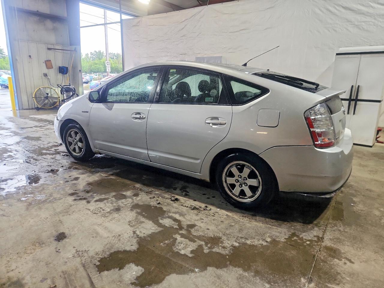 2009 Toyota Prius Base Silver vin: JTDKB20U497855631