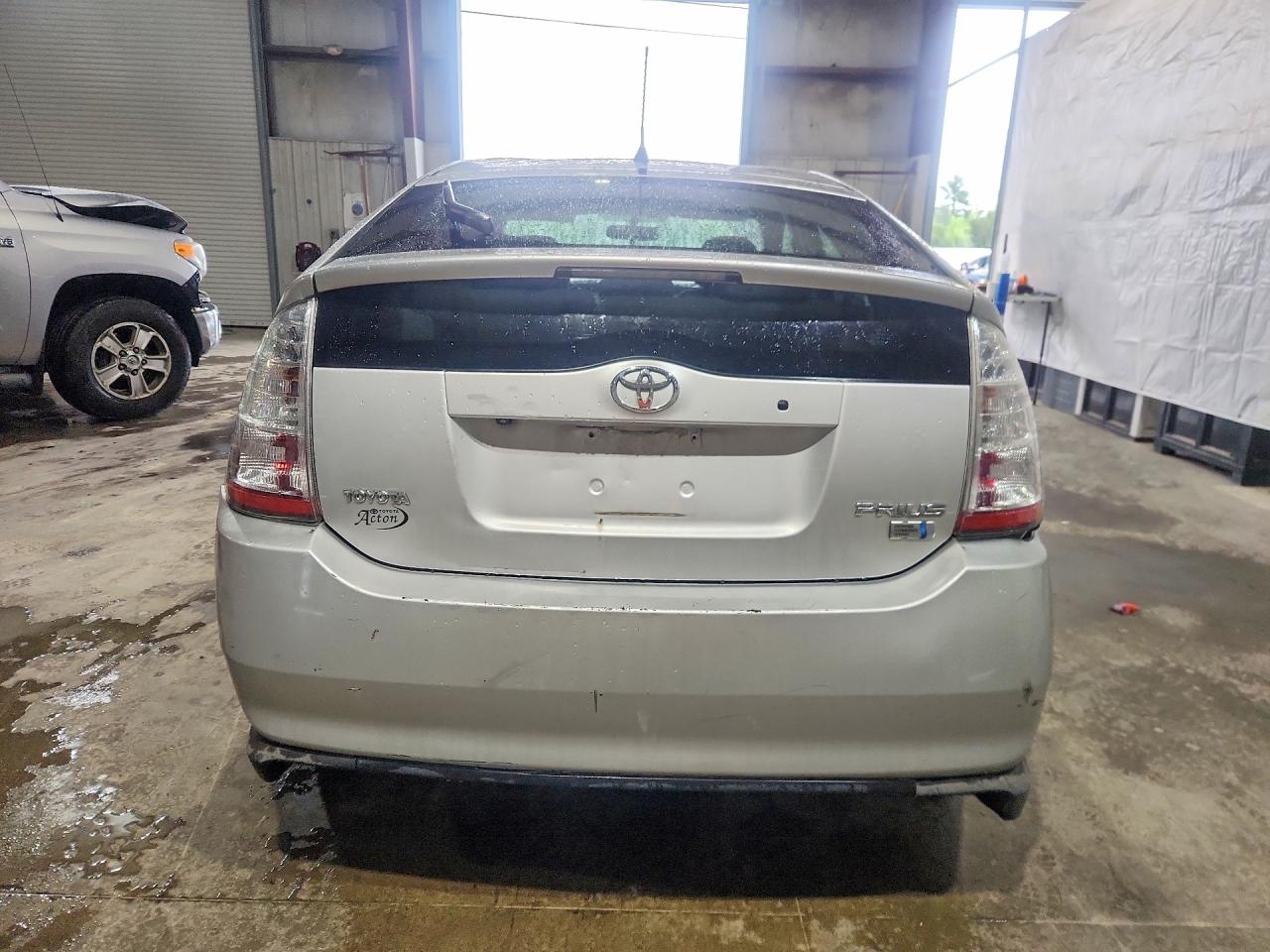 2009 Toyota Prius Base Silver vin: JTDKB20U497855631