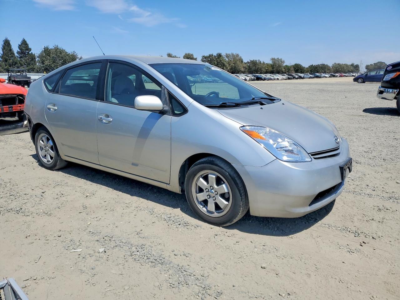 2004 Toyota Prius Base Silver vin: JTDKB20U540030778