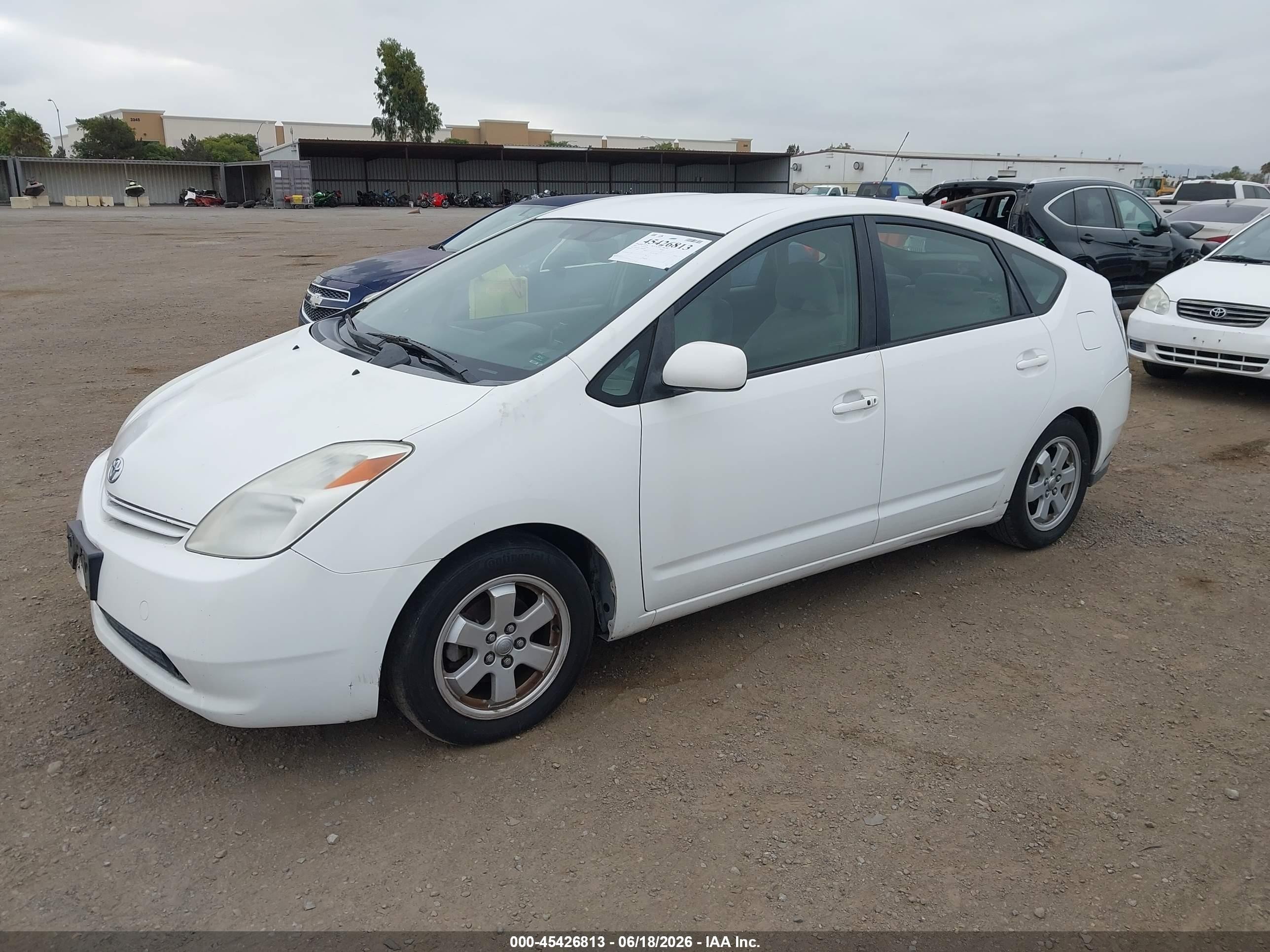 2004 Toyota Prius   Белый vin: JTDKB20U540058726