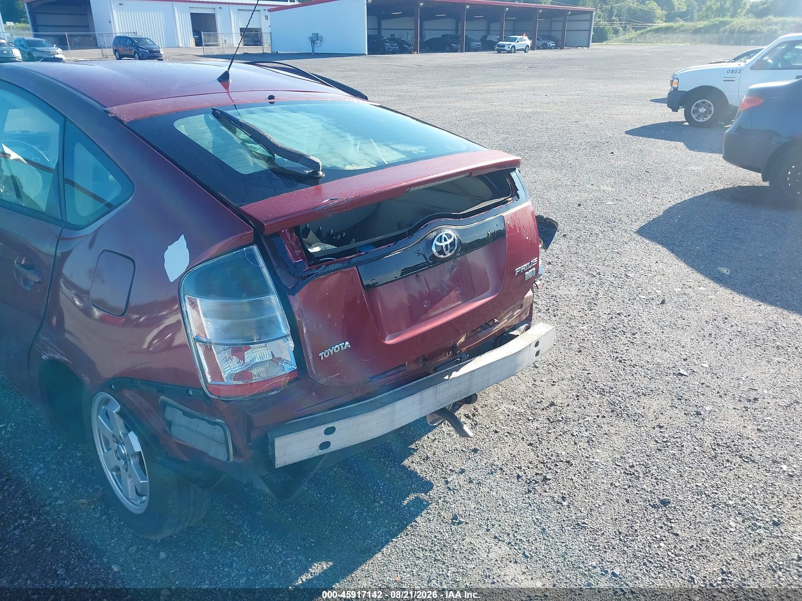 2004 Toyota Prius   Red vin: JTDKB20U540084047