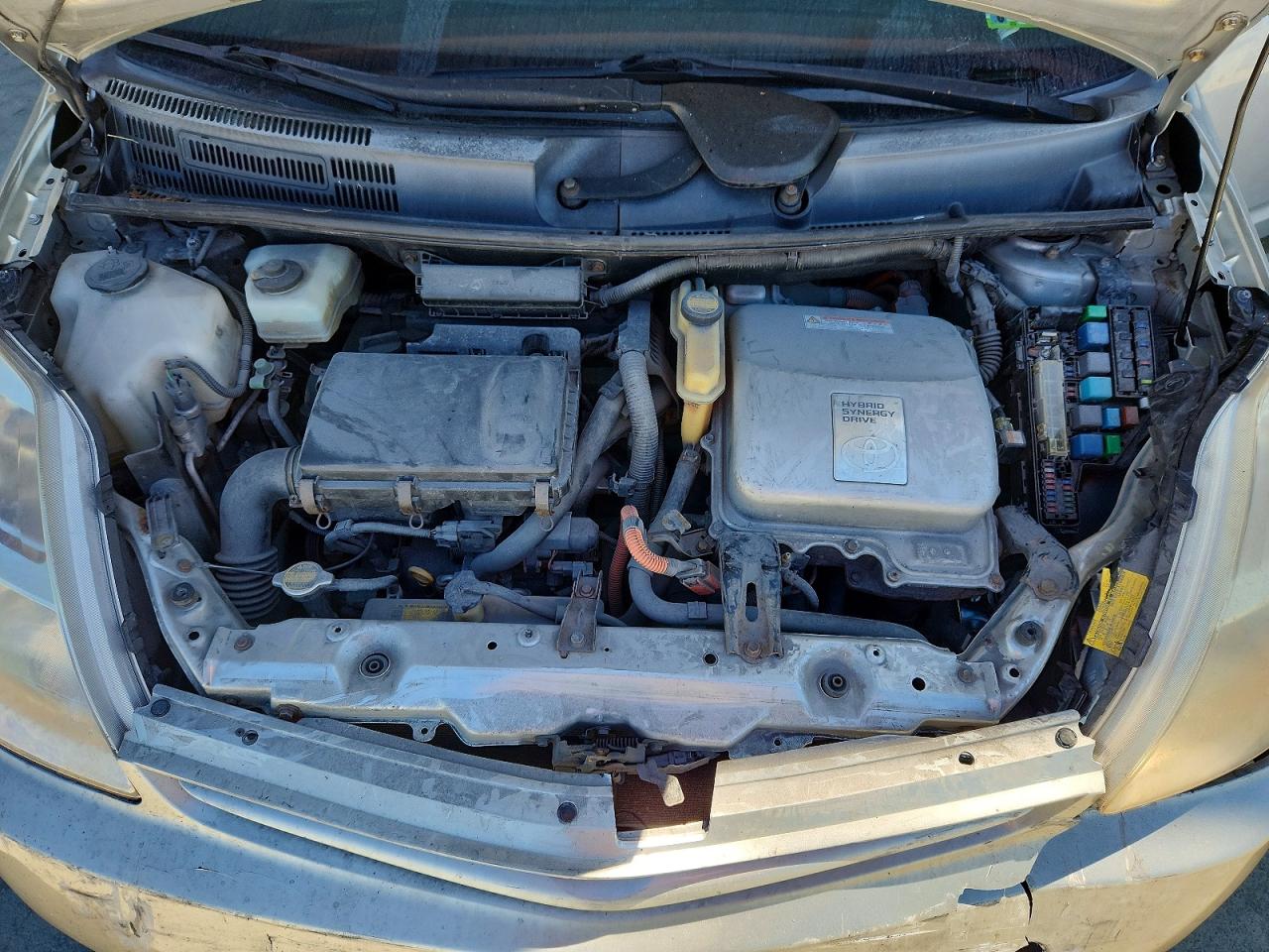 2004 Toyota Prius Base Серебряный vin: JTDKB20U540098840