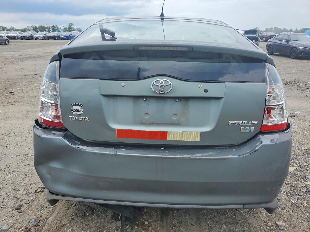 2005 Toyota Prius Base Gray vin: JTDKB20U553032966