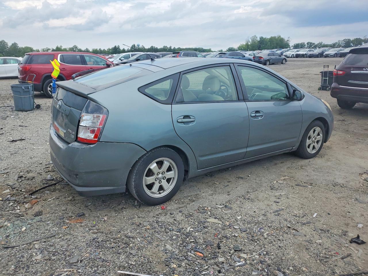2005 Toyota Prius Base Gray vin: JTDKB20U553032966