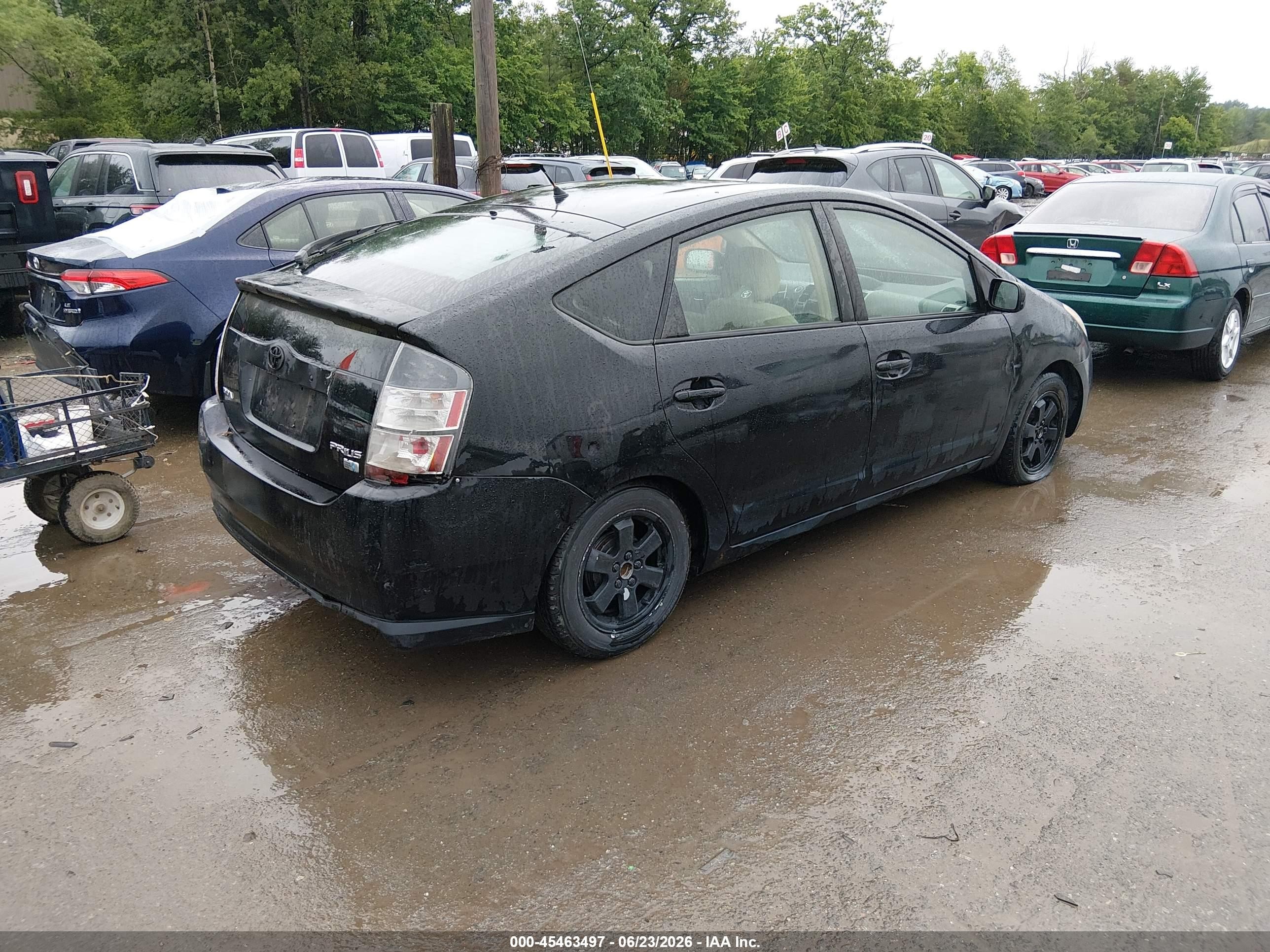 2005 Toyota Prius   Black vin: JTDKB20U553043529