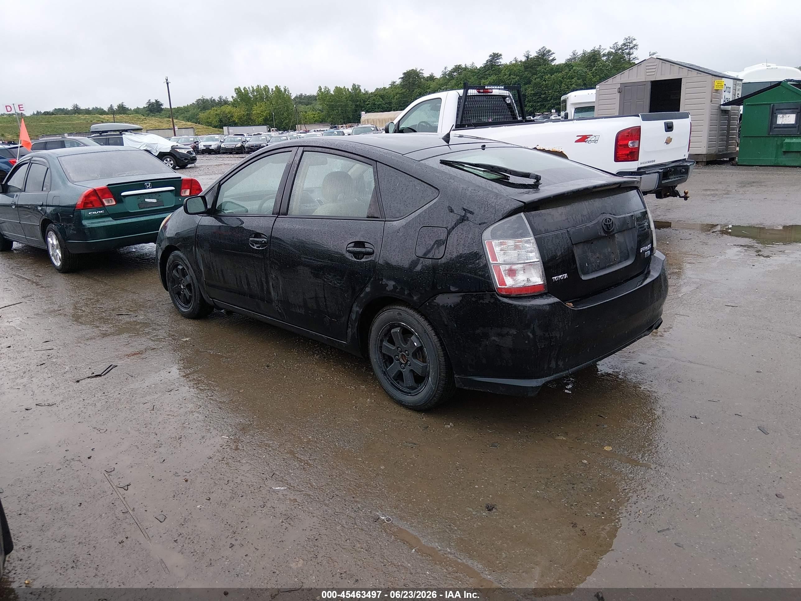 2005 Toyota Prius   Black vin: JTDKB20U553043529