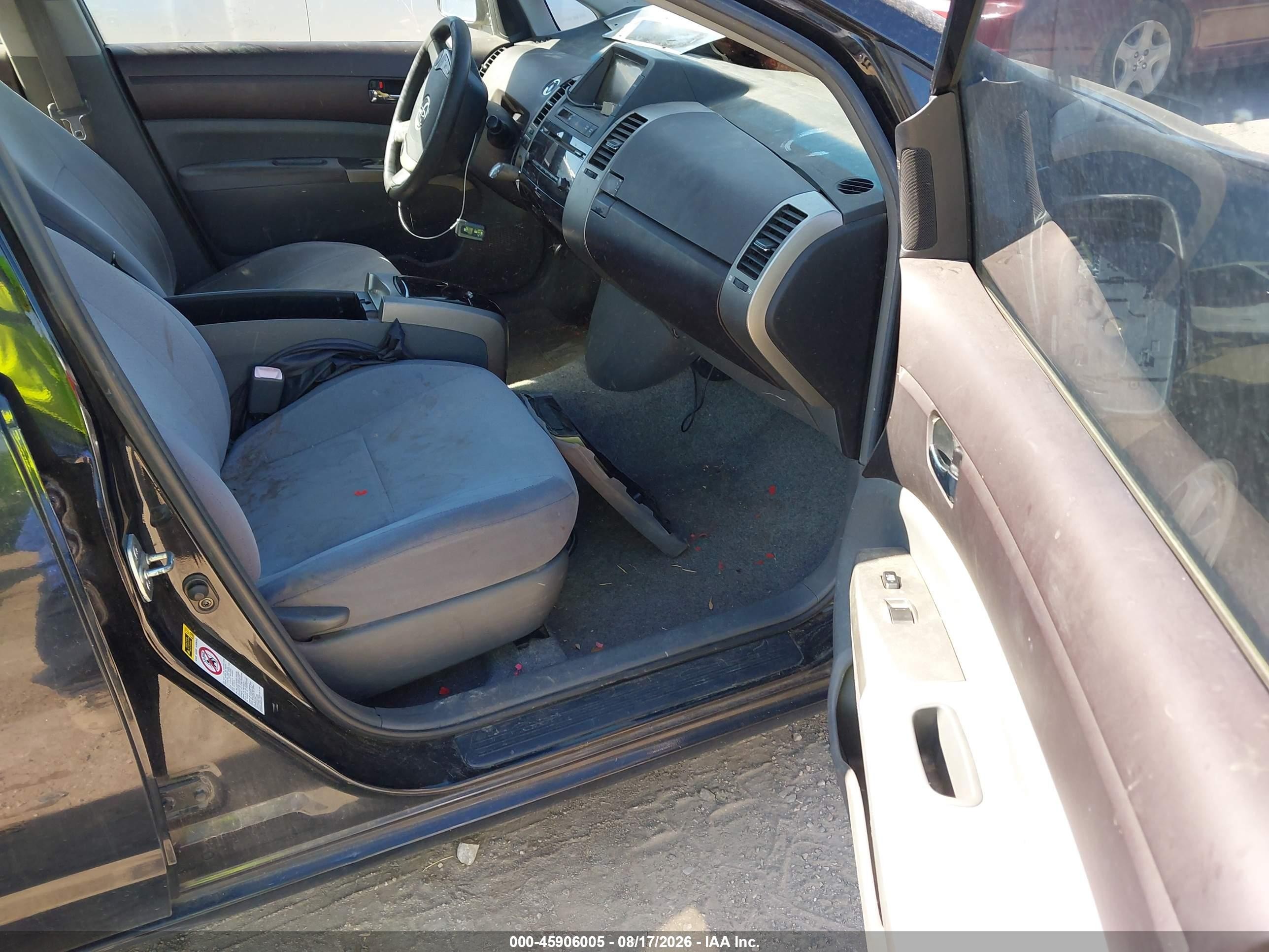 2005 Toyota Prius   Черный vin: JTDKB20U553049198