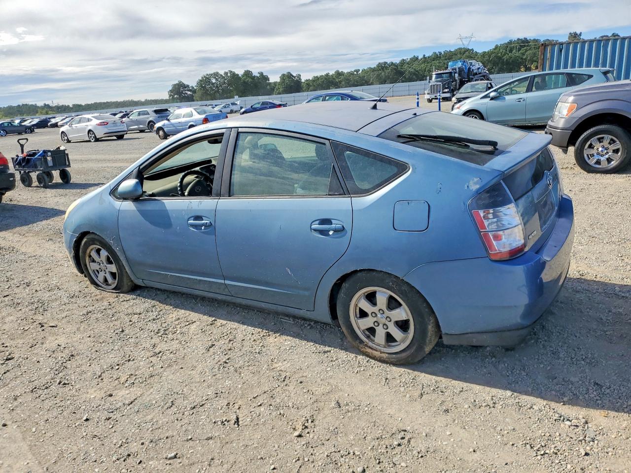 2005 Toyota Prius Base Бирюзовый vin: JTDKB20U553050979