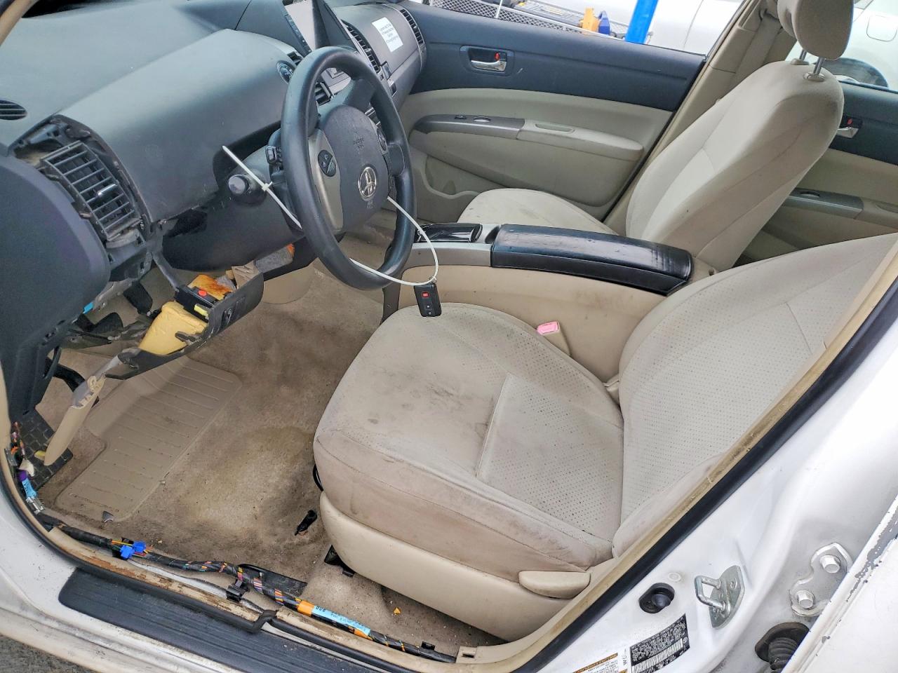 2005 Toyota Prius White vin: JTDKB20U553080404