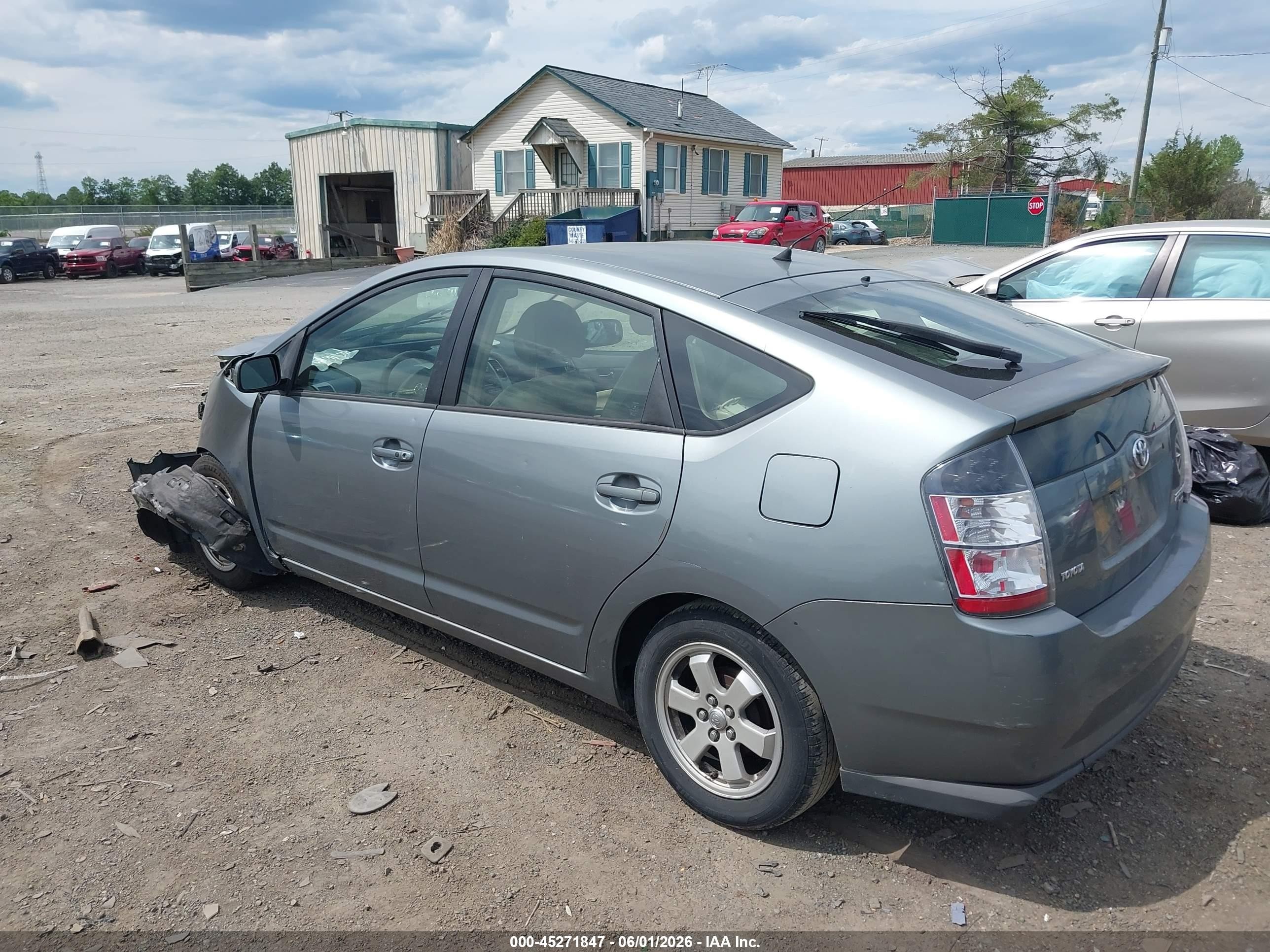 2005 Toyota Prius   Gray vin: JTDKB20U553086252